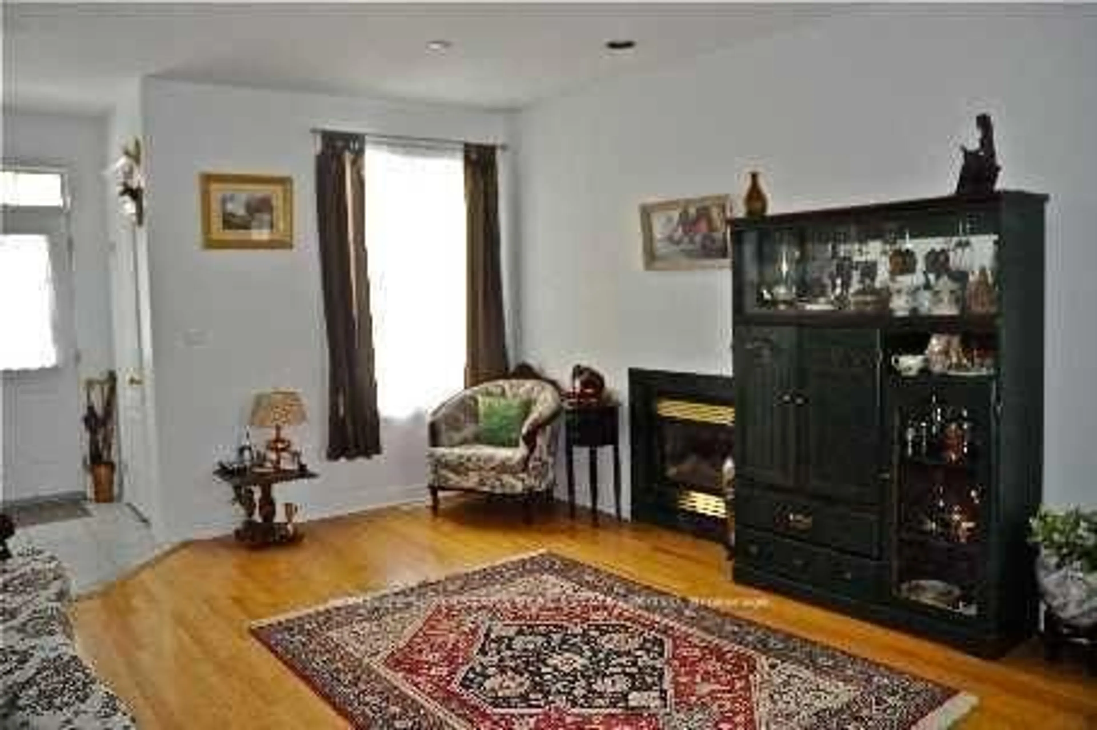 Living room with furniture, unknown for 34 Pogonia St, Toronto Ontario M1X 1Z6