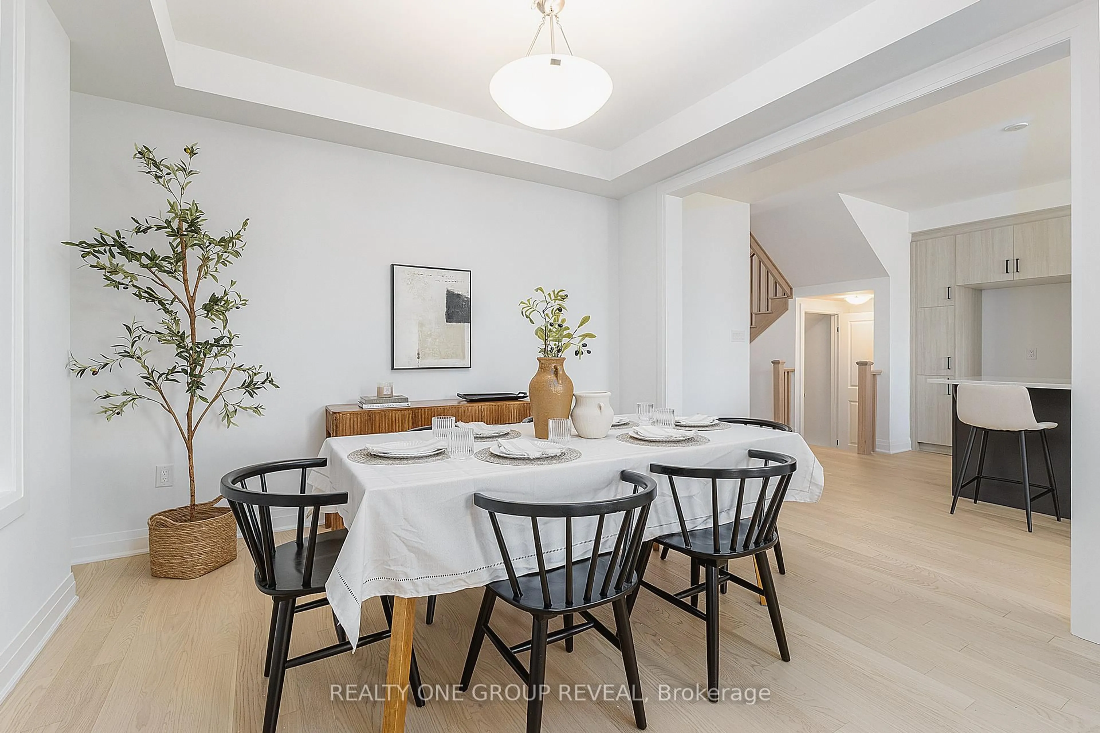 Dining room, unknown for 3312 Marchington Sq, Pickering Ontario L1X 0N1