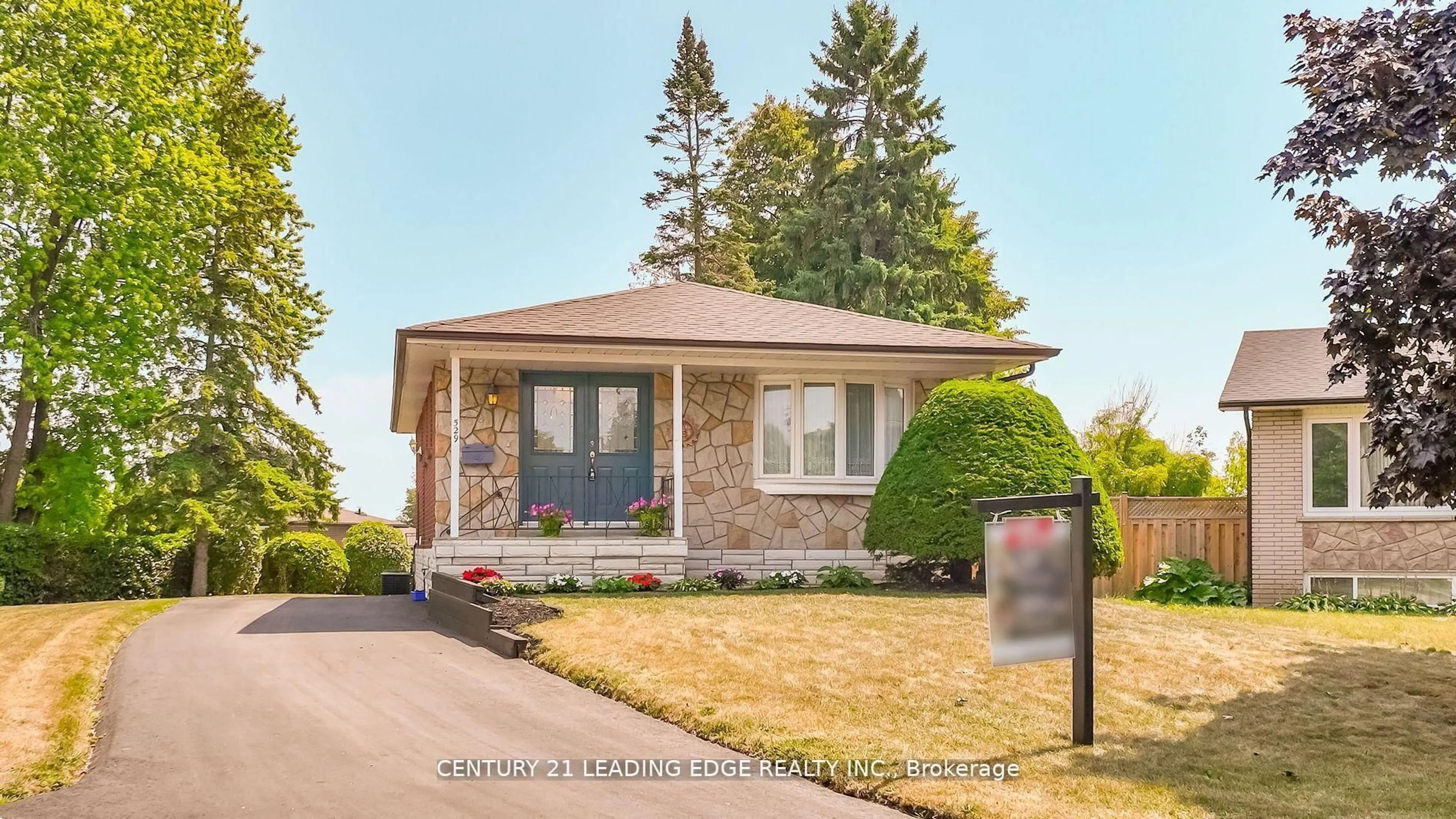 Home with brick exterior material, street for 529 Carman Crt, Oshawa Ontario L1H 6K5