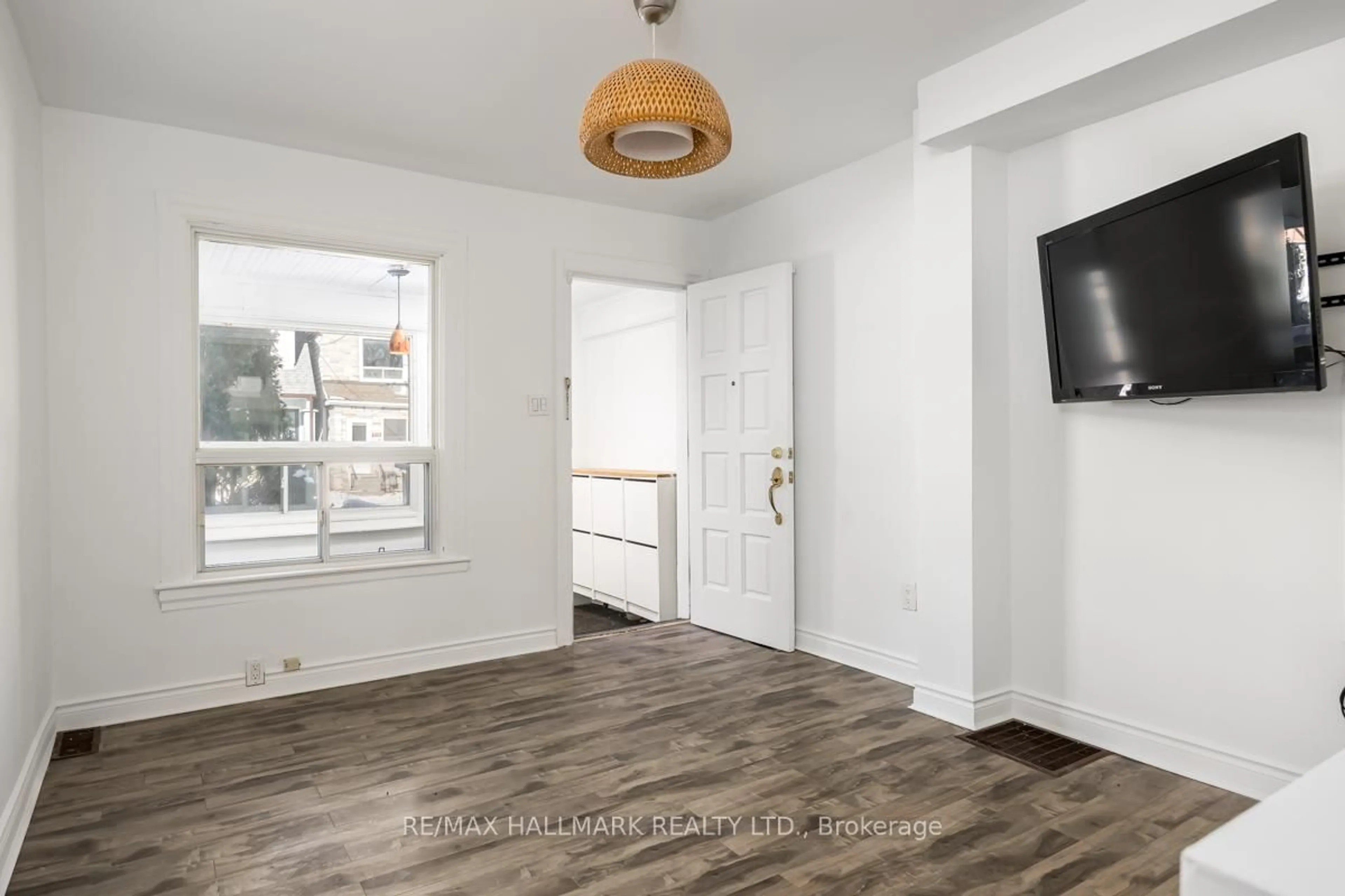 Indoor entryway for 801 Sammon Ave, Toronto Ontario M4C 2E7