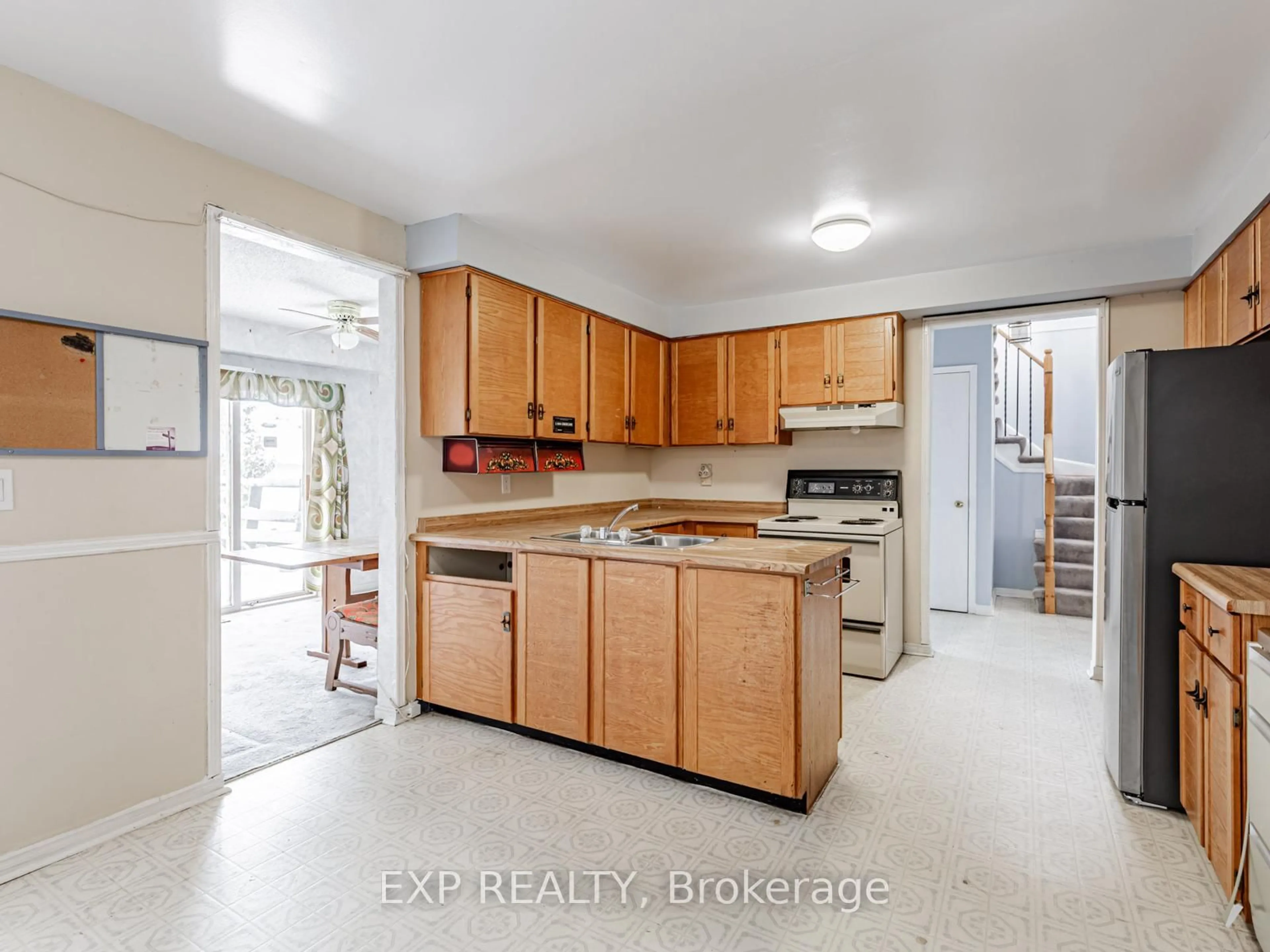 Unknown for 90 Hart Blvd, Clarington Ontario L1B 1E4