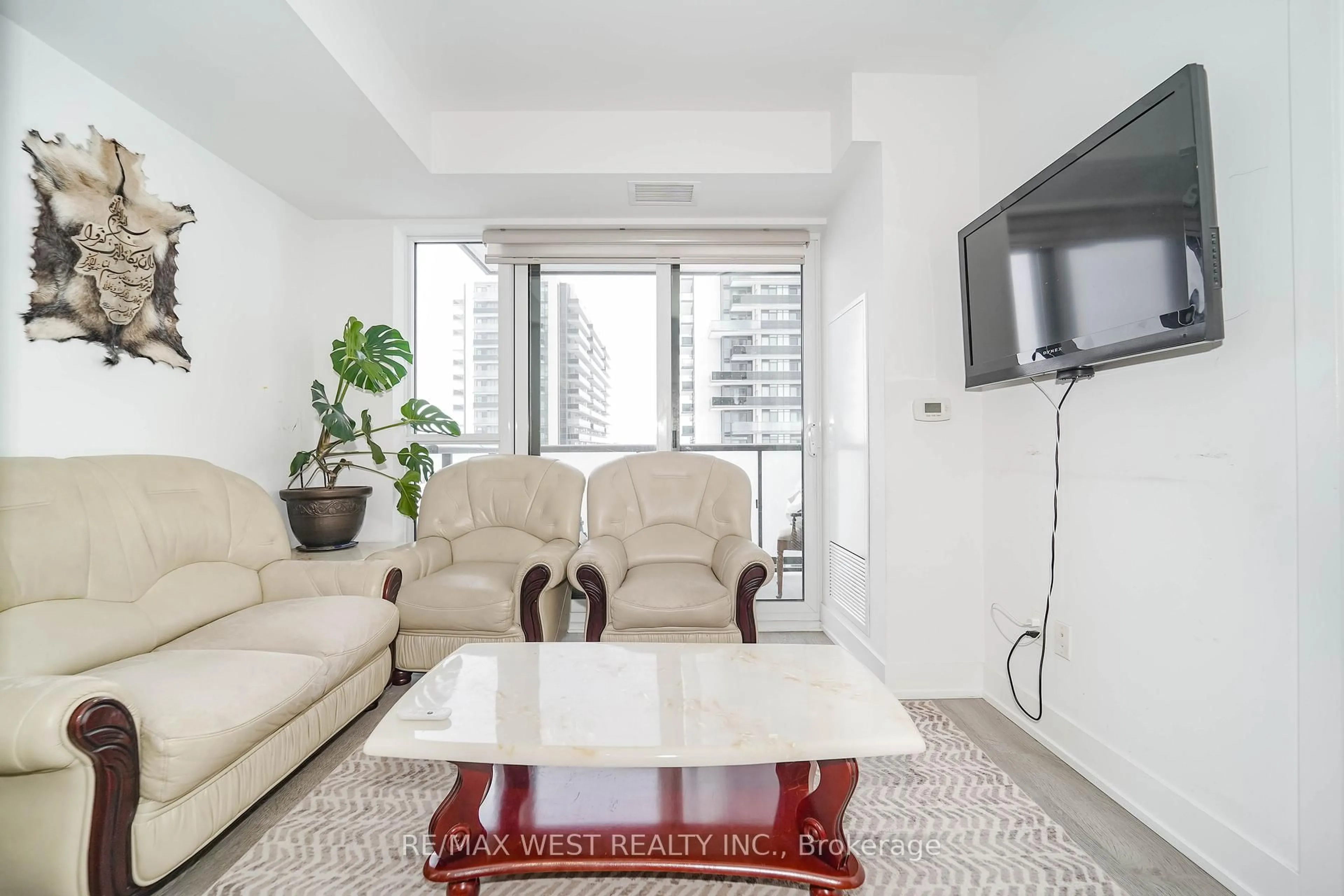 Living room with furniture, unknown for 2550 Simcoe St #914, Oshawa Ontario L1L 0R5