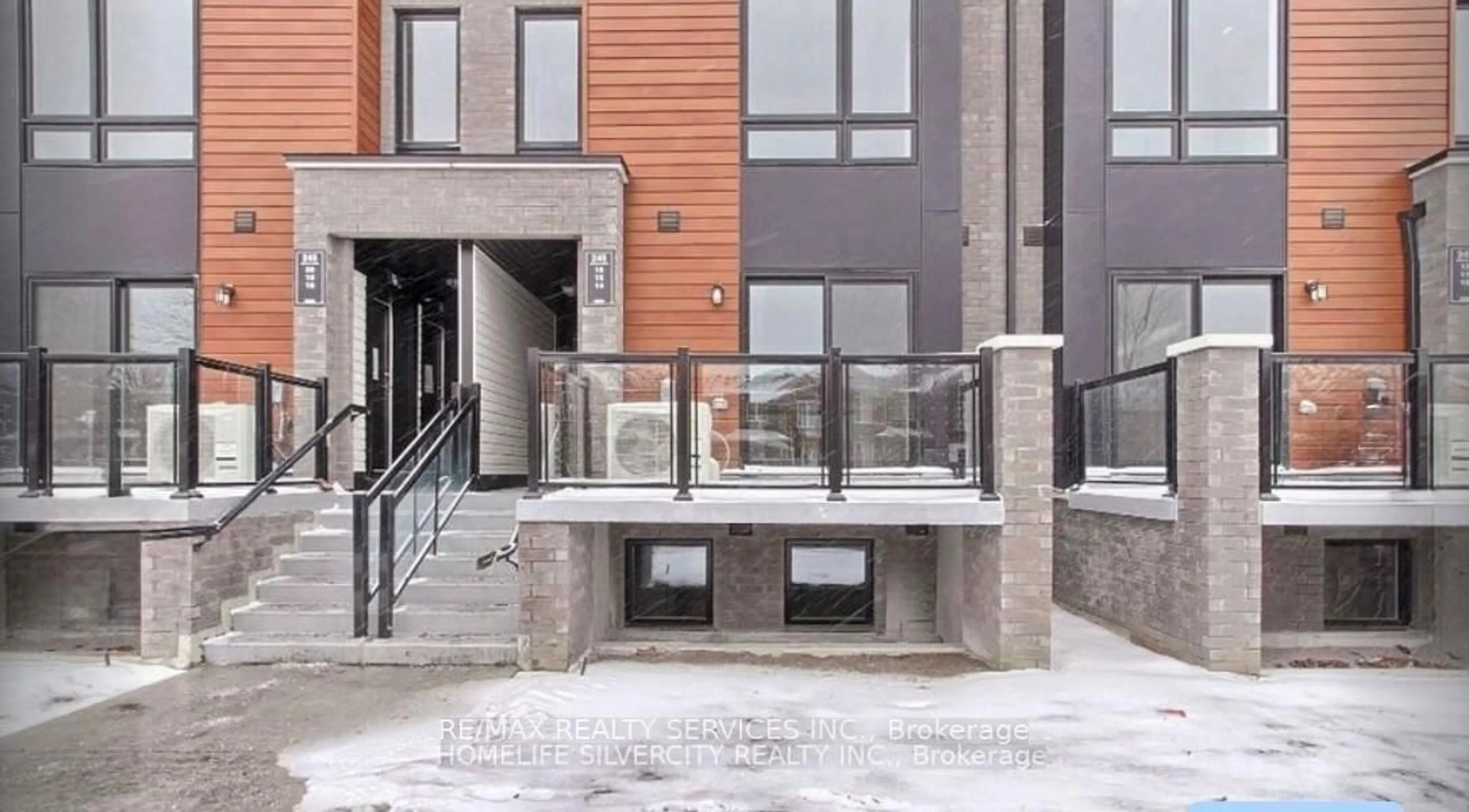Patio, street for 30 Liben Way, Toronto Ontario M1B 0E9
