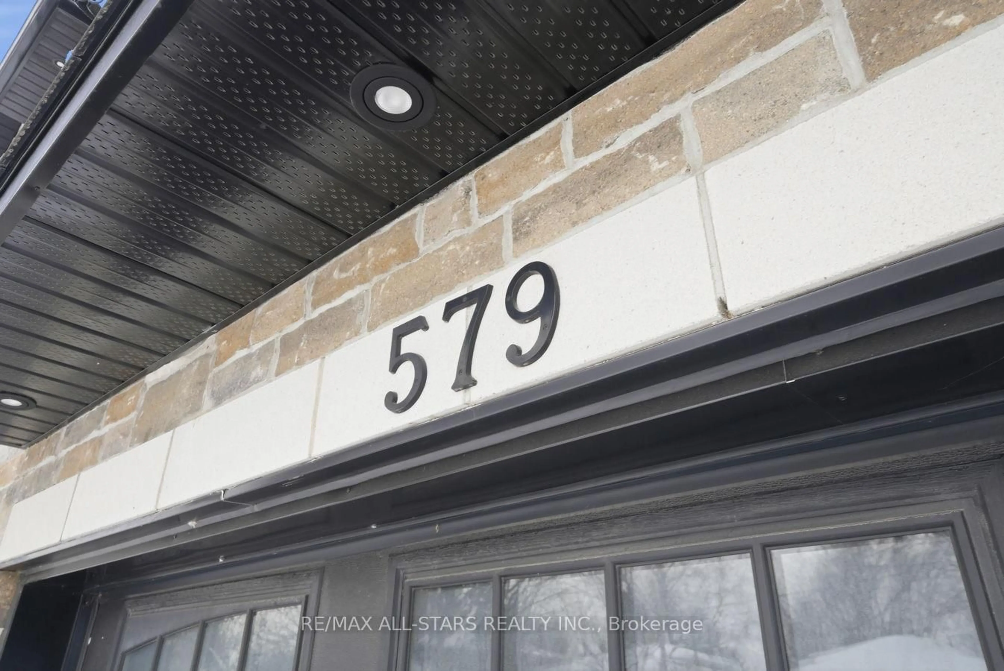 Unknown for 579 Victoria St, Scugog Ontario L9L 1C6