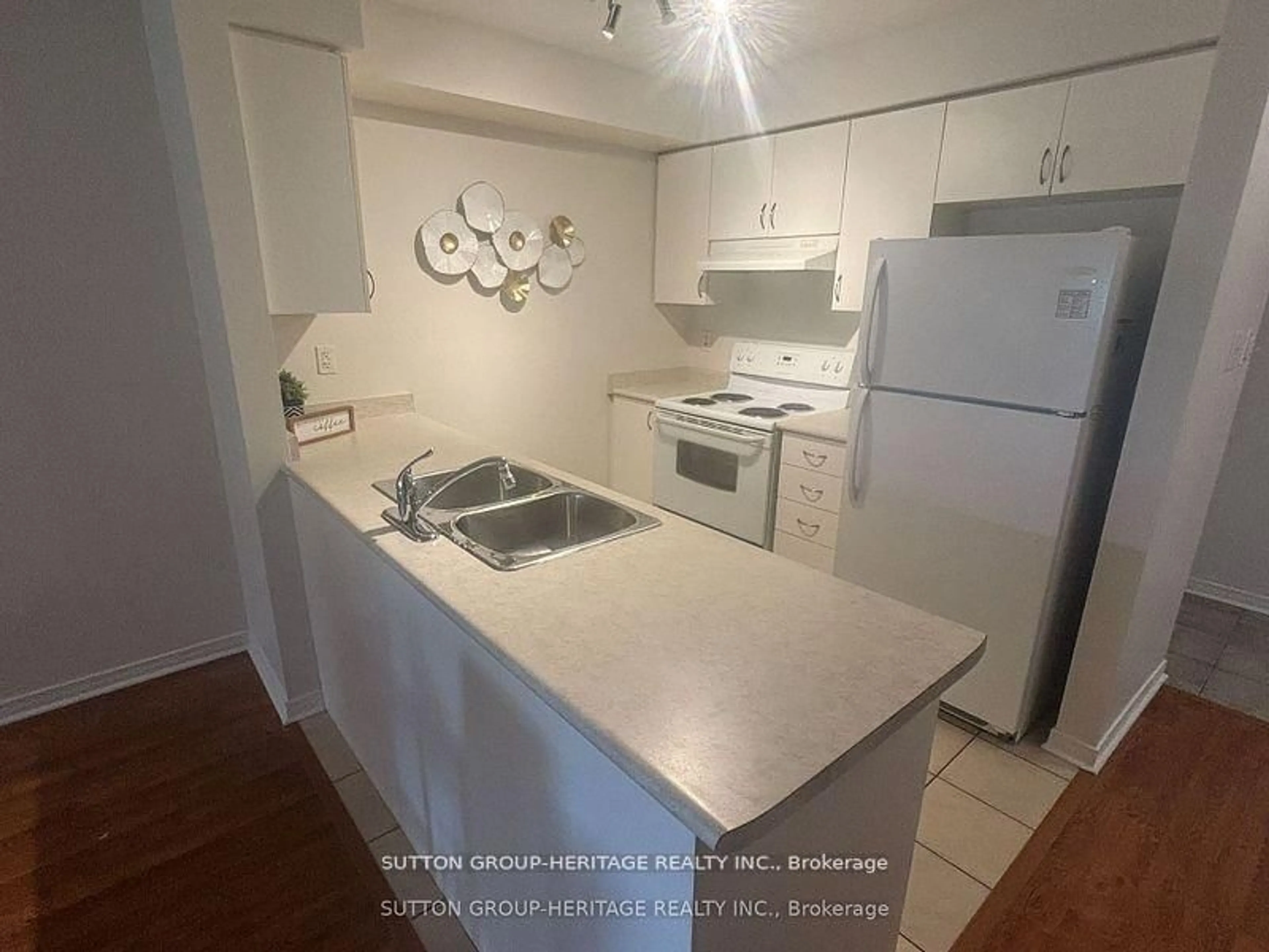 Standard kitchen, unknown for 45 Petra Way #1, Whitby Ontario L1R 0A7