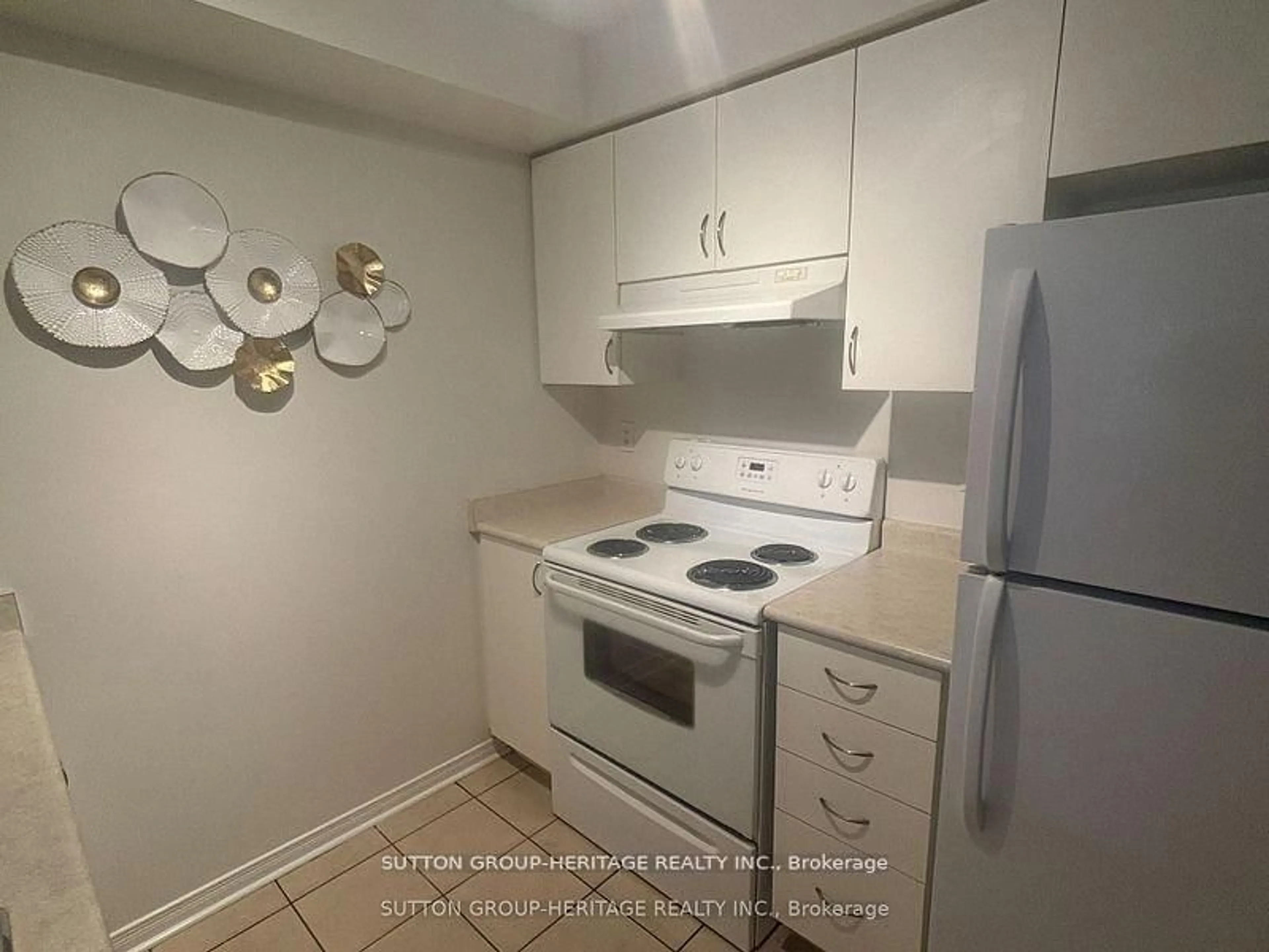 Standard kitchen, unknown for 45 Petra Way #1, Whitby Ontario L1R 0A7