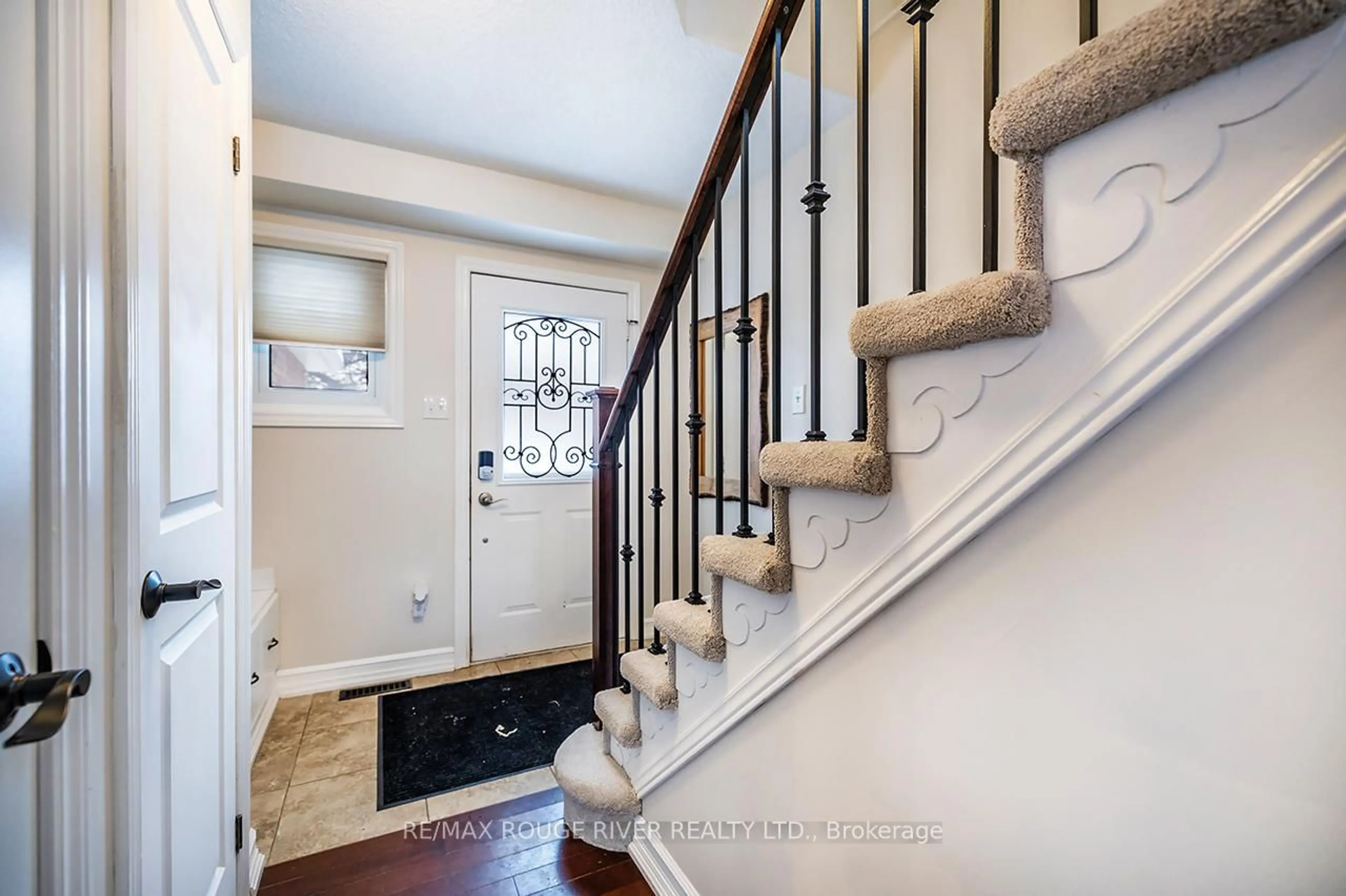 Unknown for 29 Elford Dr, Clarington Ontario L1C 4R3