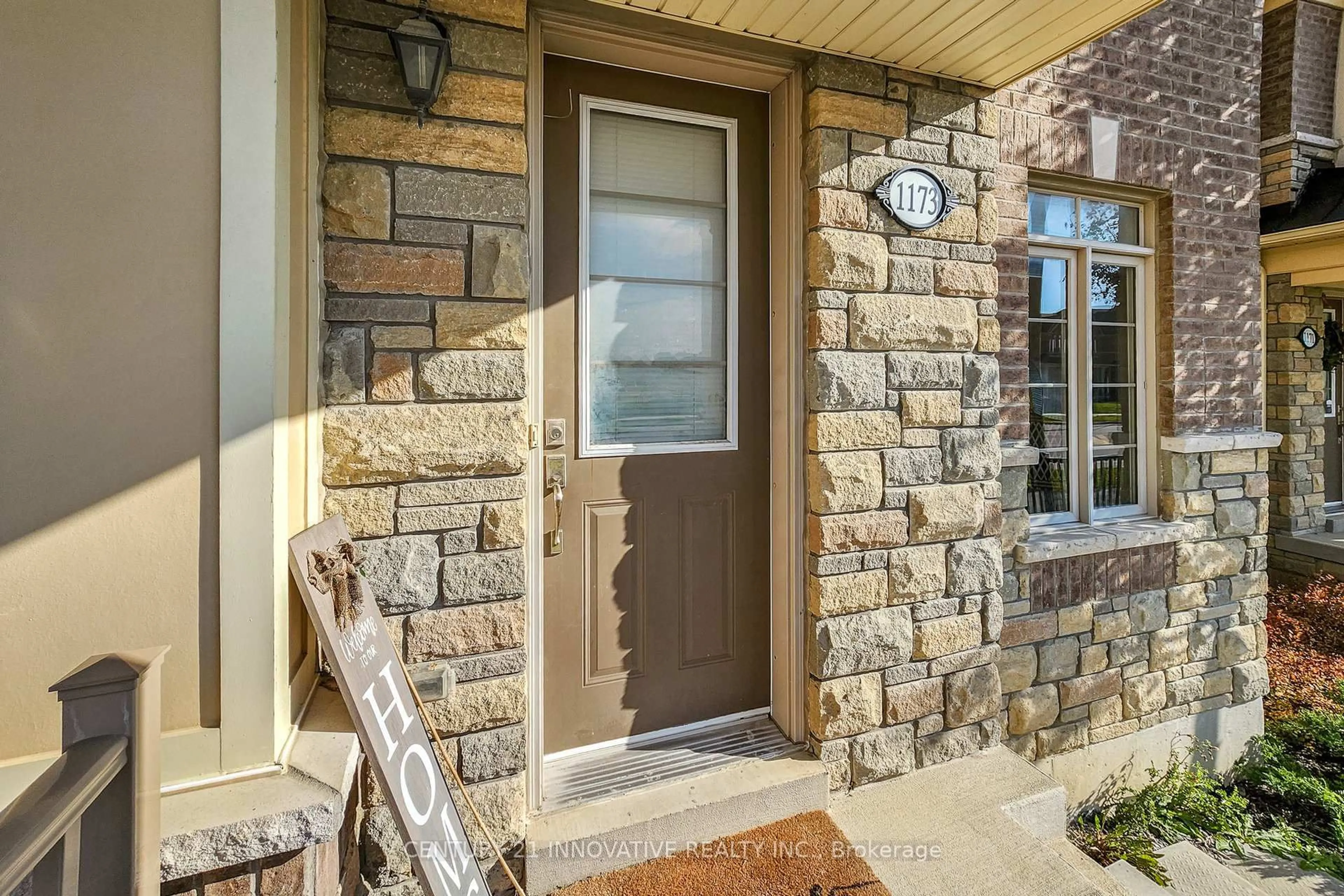 Indoor entryway for 1173 Church St, Ajax Ontario L1T 4R2