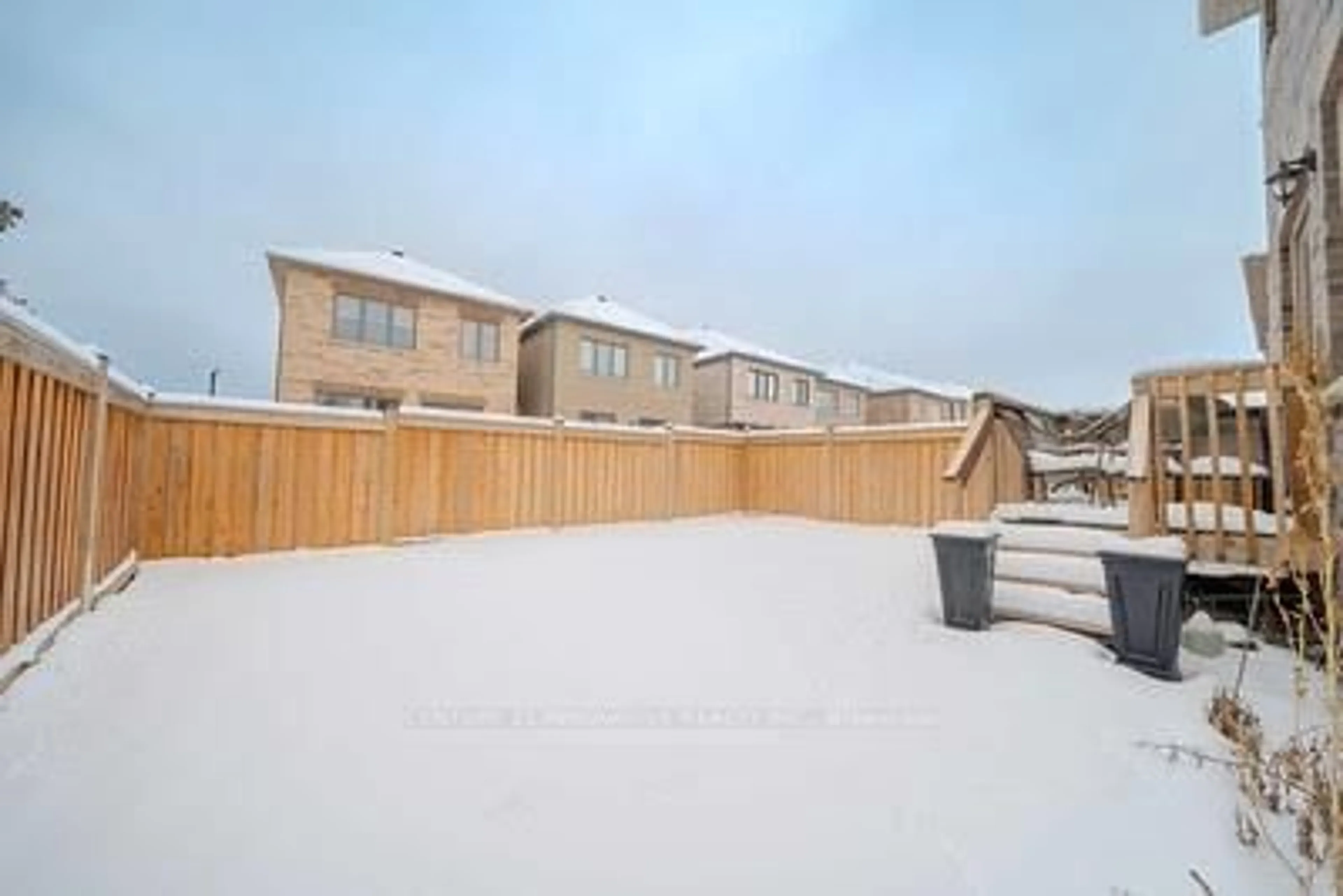 Patio, unknown for 3 Whitefish St, Whitby Ontario L1P 0K7