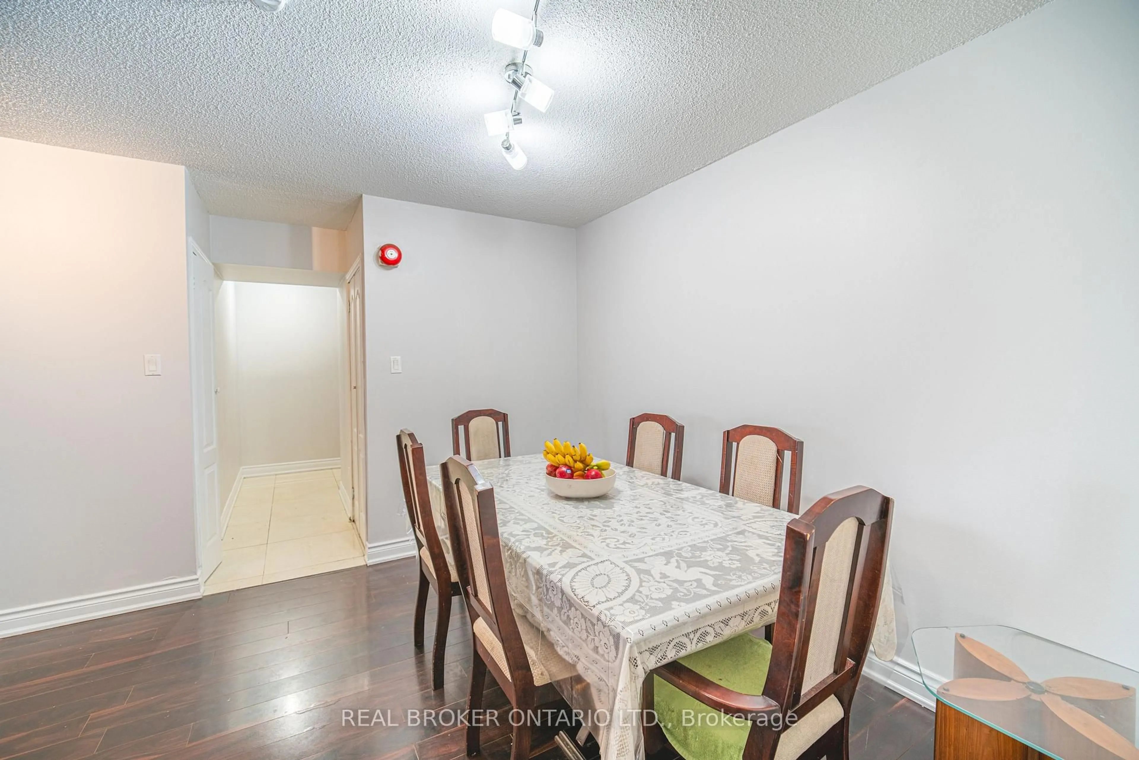Dining room, unknown for 39 Kimbercroft Crt #414, Toronto Ontario M1S 5B5