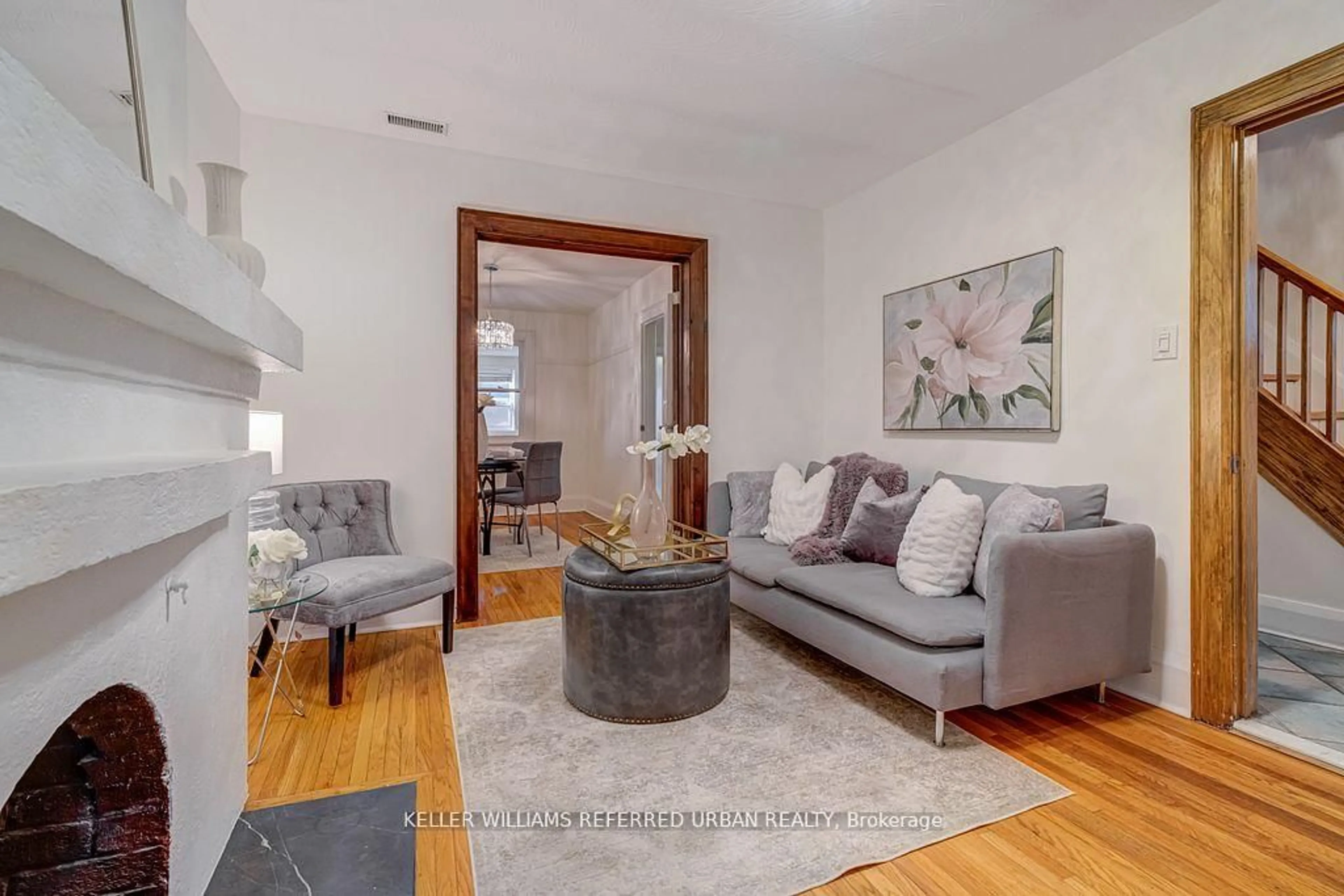 Living room with furniture, unknown for 188 O'Connor Dr, Toronto Ontario M4J 2T1