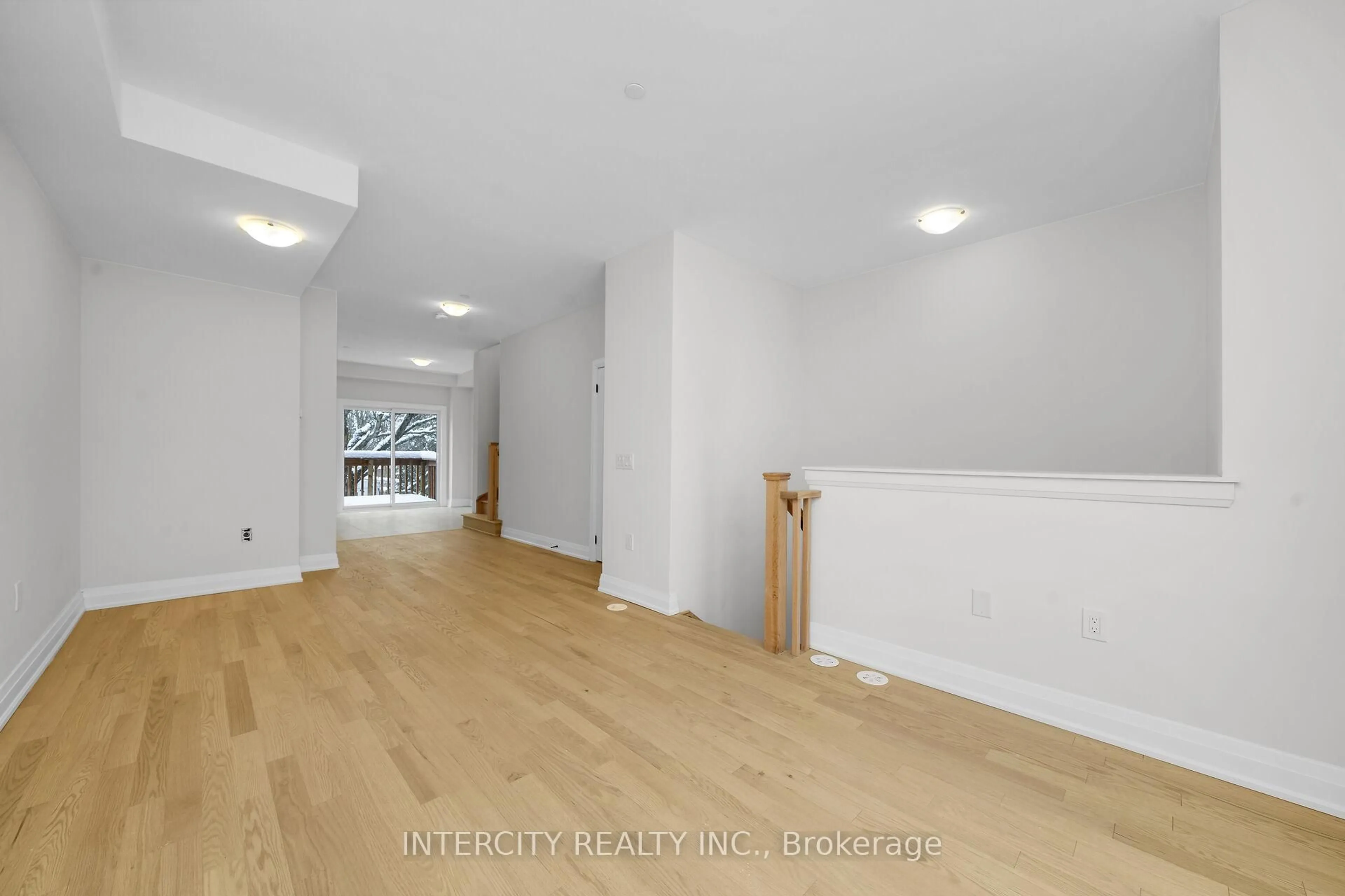 Unknown for 43 Marret Lane #Unit 11, Clarington Ontario L1B 1J2