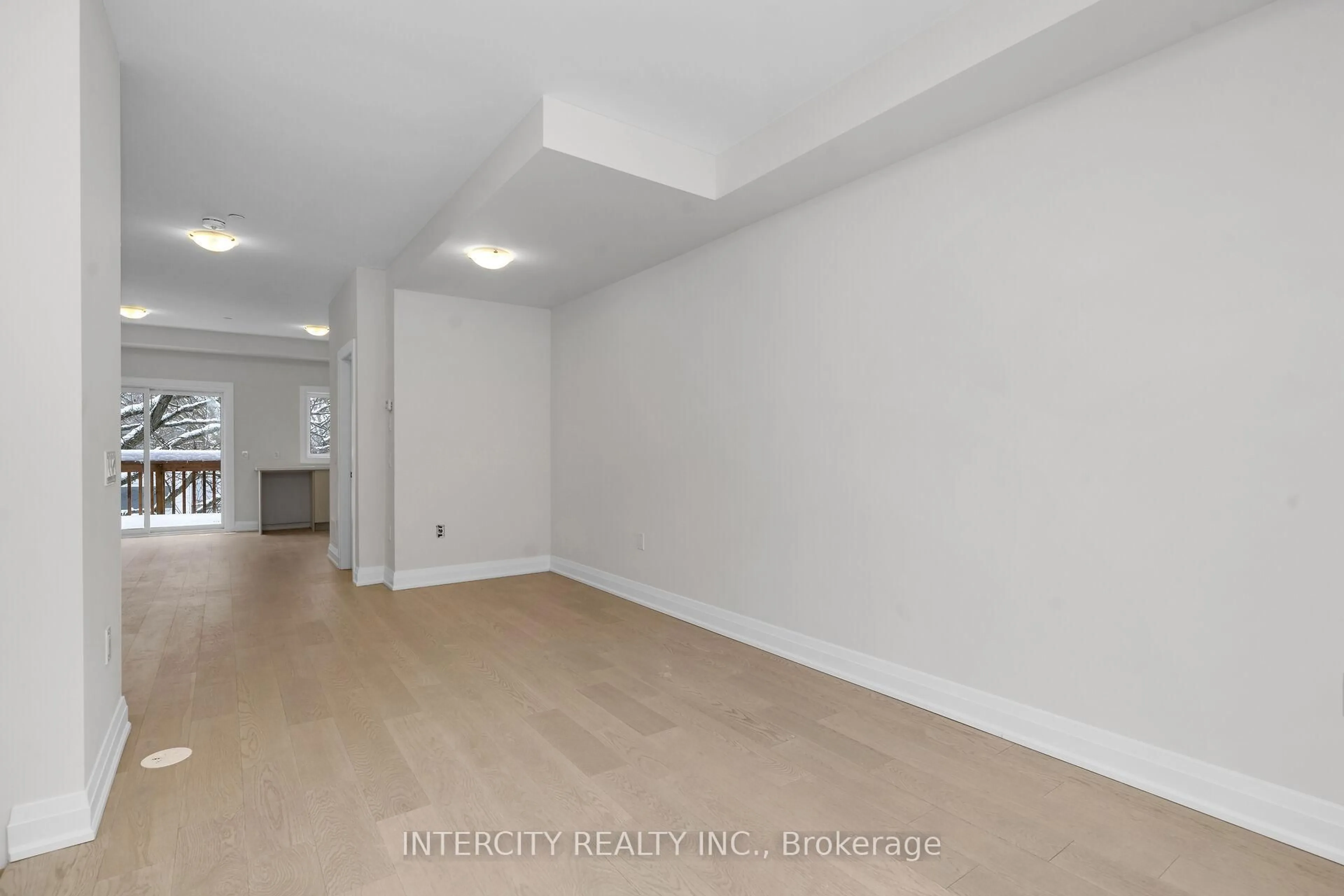 A pic of a room for 39 Marret Lane #Unit 10, Clarington Ontario L1B 1J2