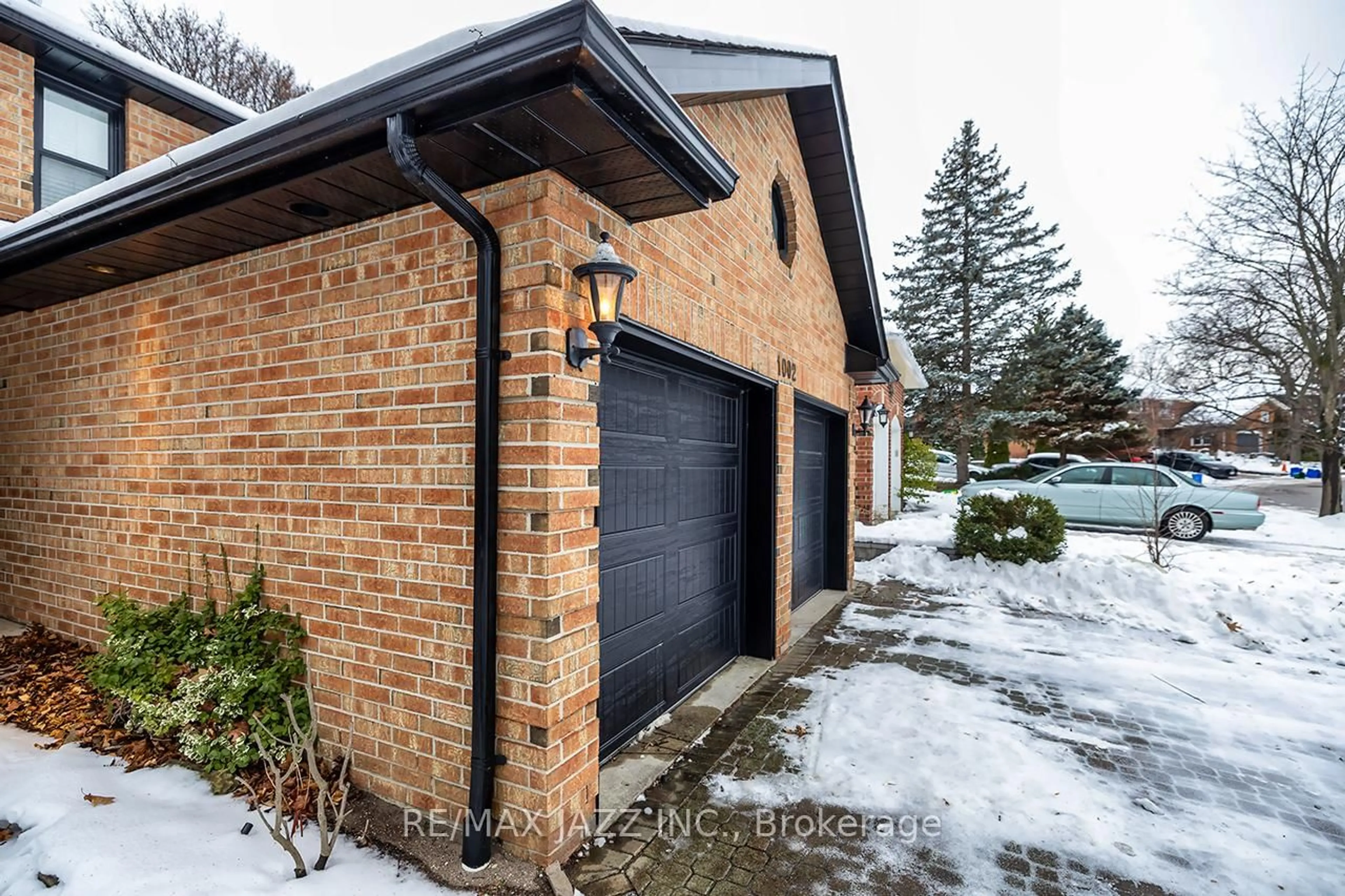 Home with brick exterior material, street for 1002 Riverview Cres, Pickering Ontario L1V 4M5