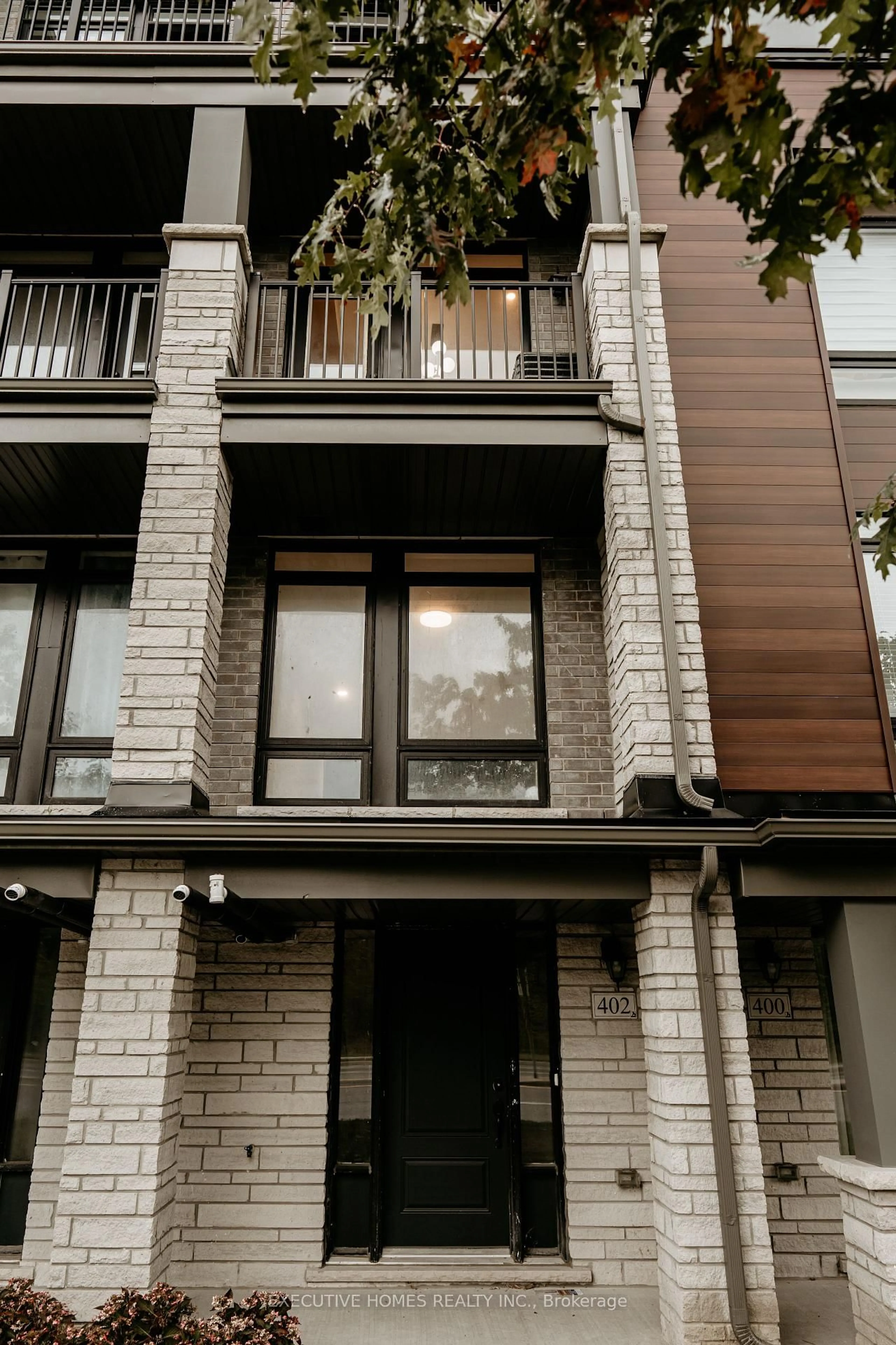 Home with brick exterior material, street for 402 Salem Rd #51, Ajax Ontario L1S 0H2