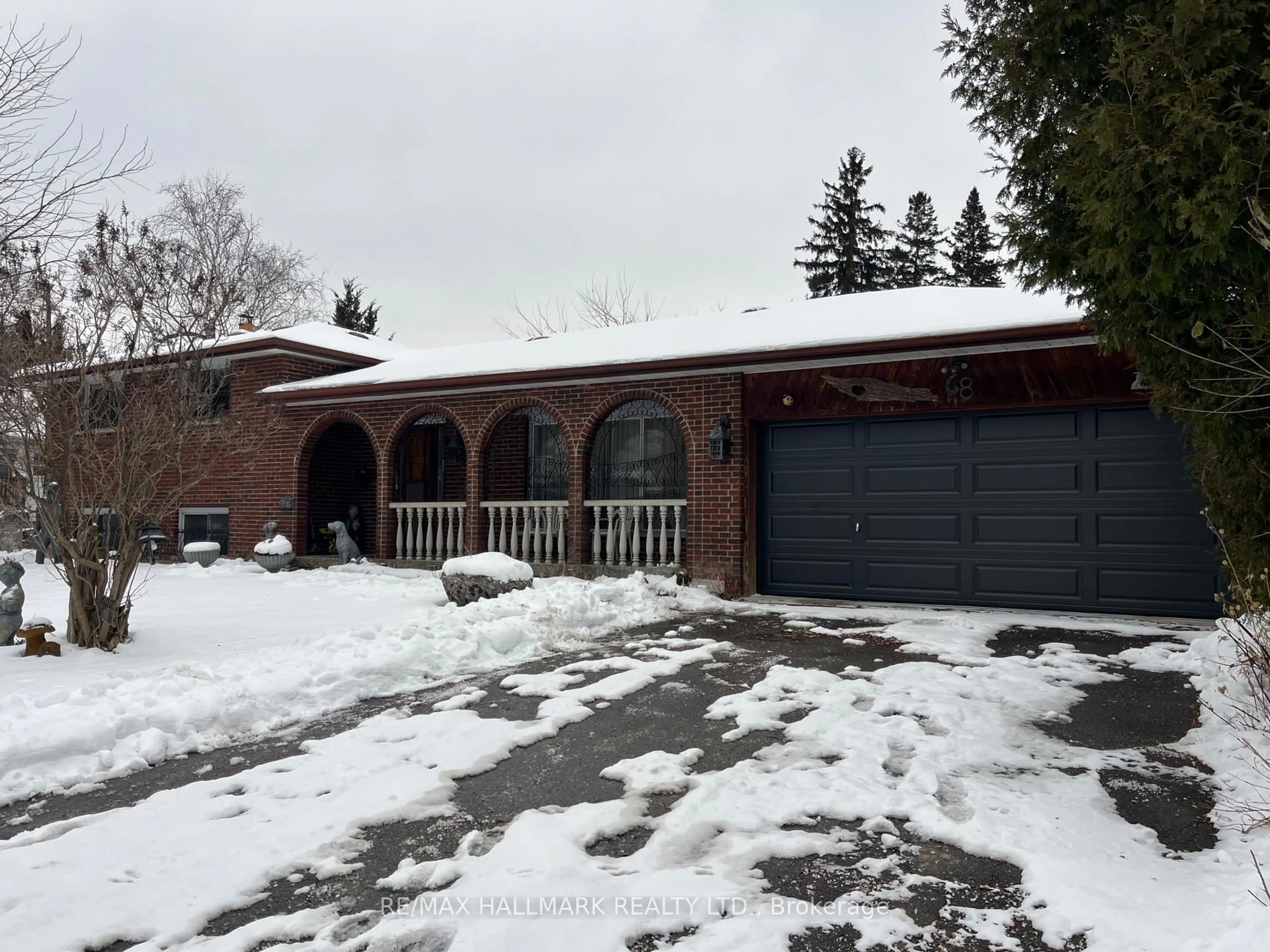 Home with brick exterior material, street for 68 Fergalea Ave, Toronto Ontario M1E 3L6