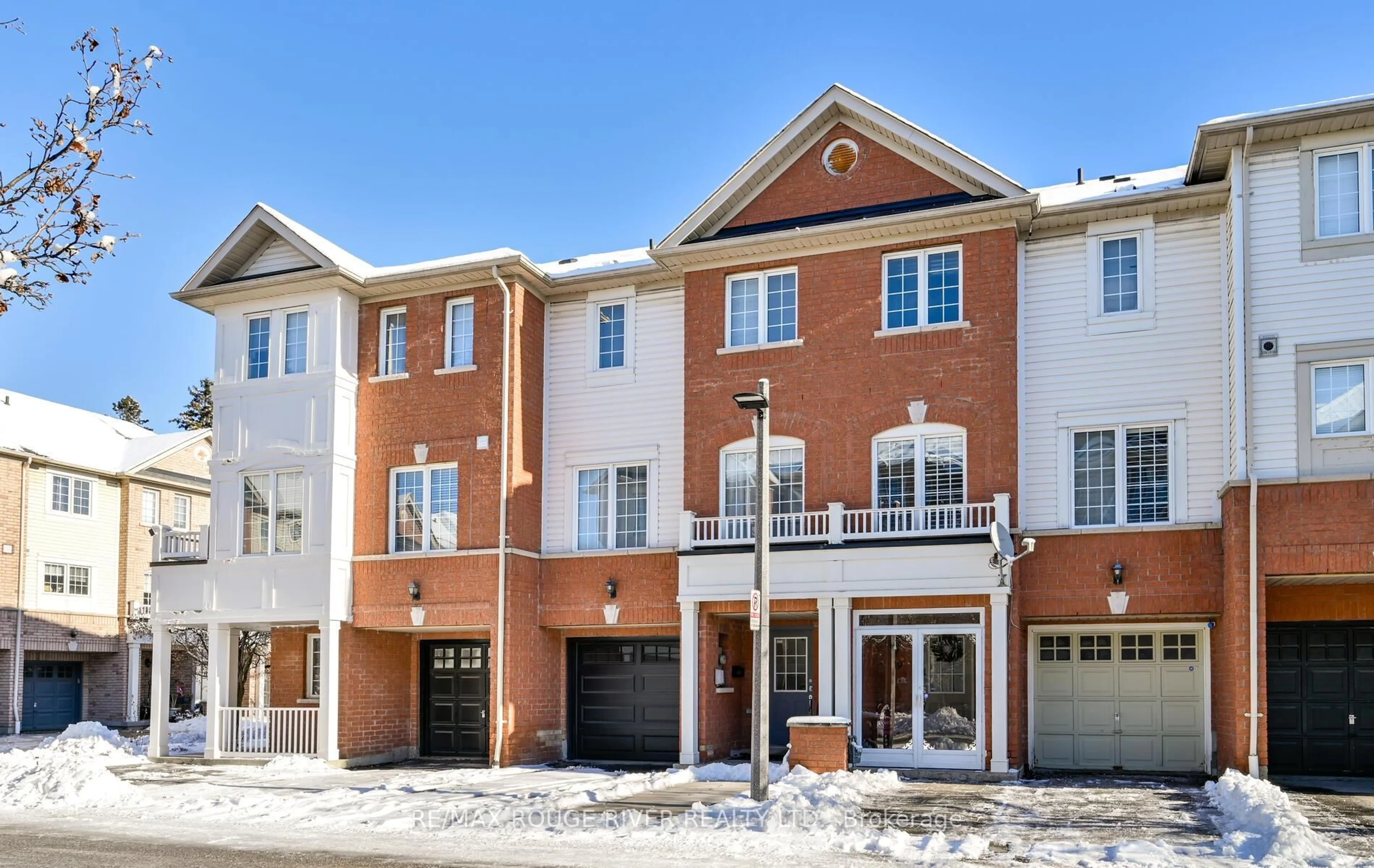 Home with brick exterior material, street for 1850 Kingston Rd #38, Pickering Ontario L1V 0A2