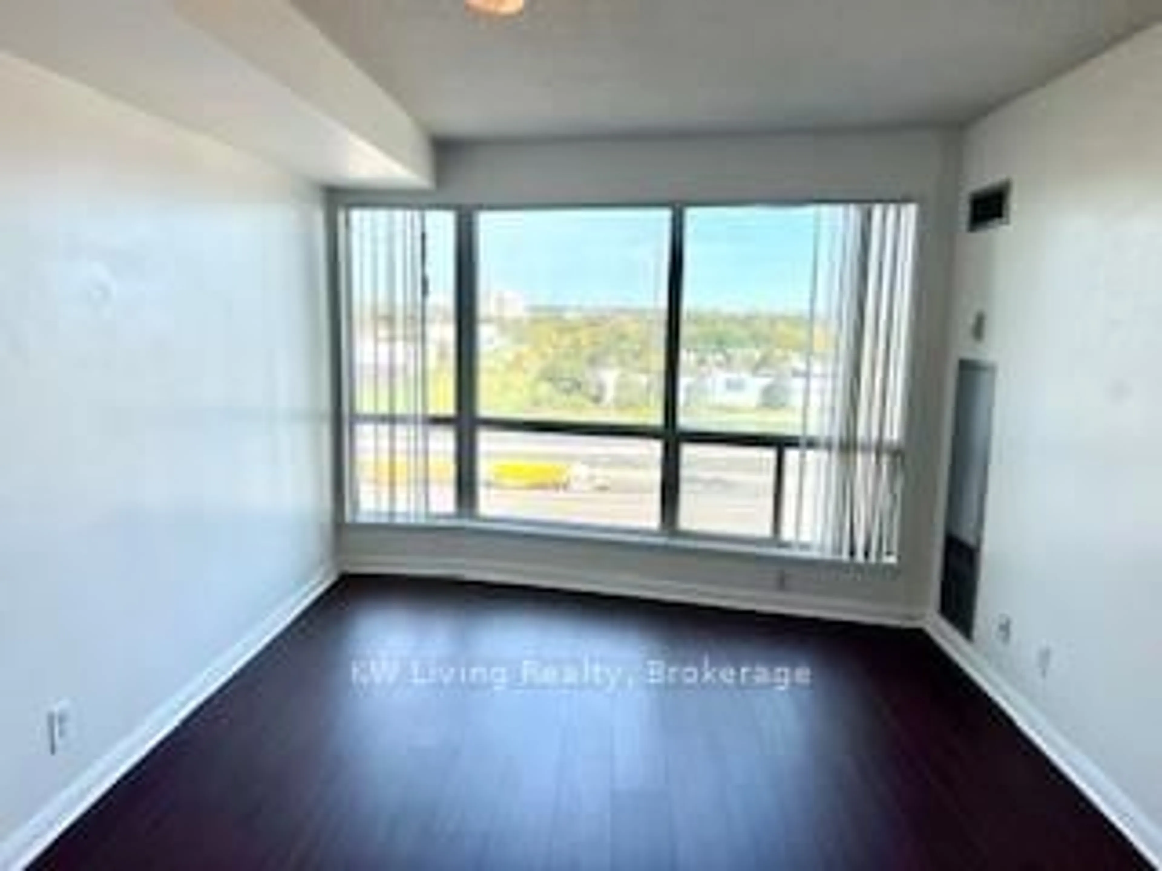 A pic of a room for 18 Lee Centre Dr #901, Toronto Ontario M1H 3H5