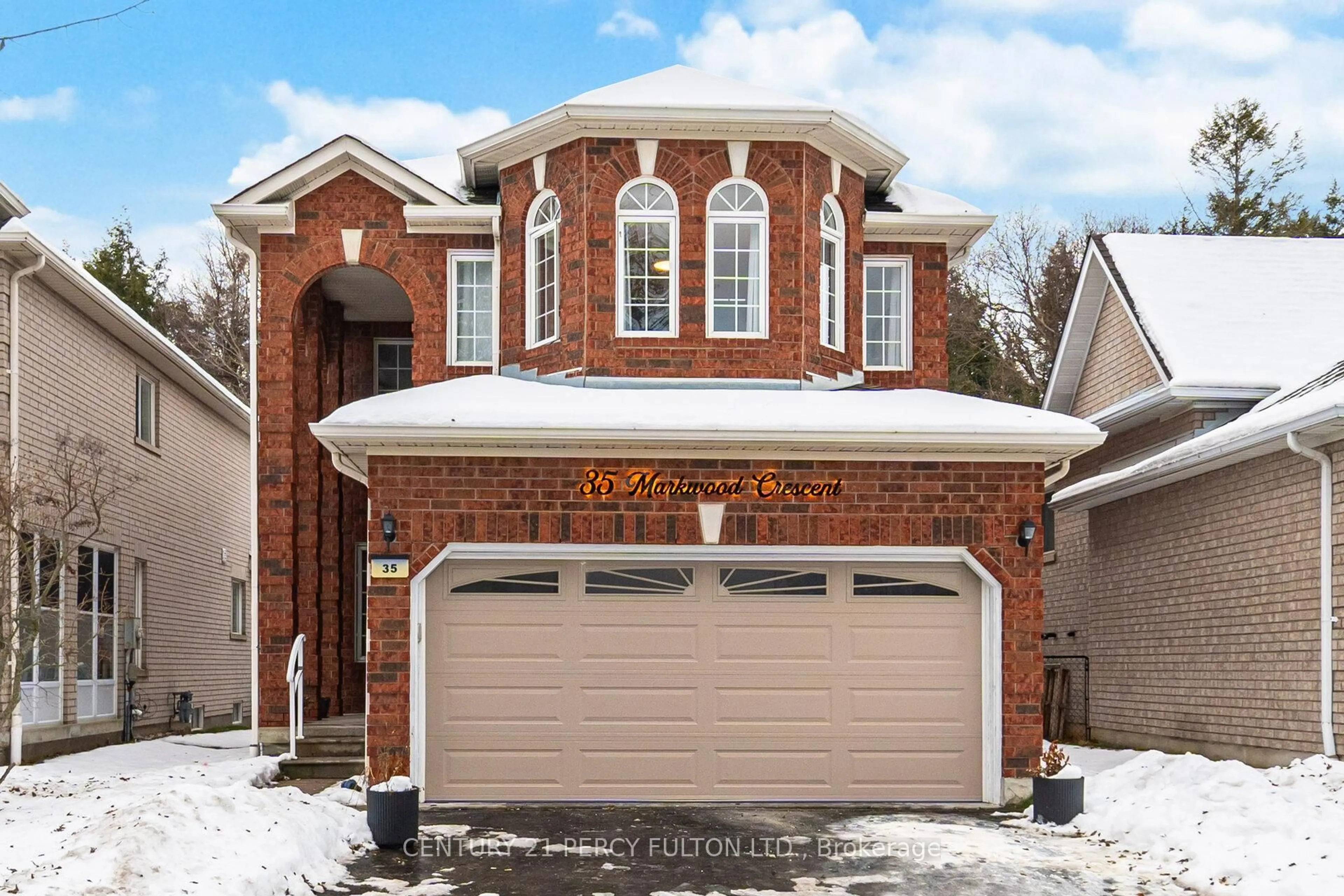 Home with brick exterior material, street for 35 Markwood Cres, Whitby Ontario L1R 2S3