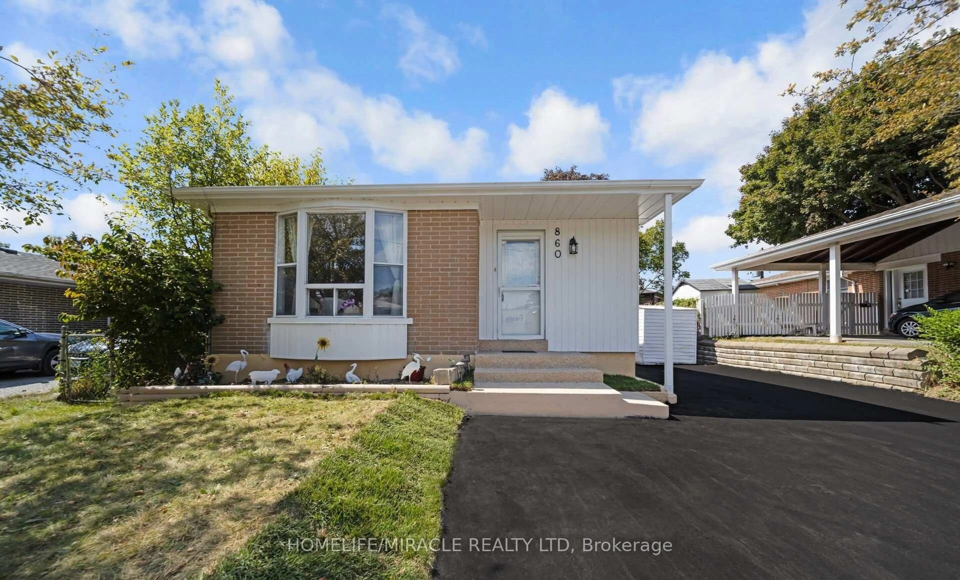 Home with vinyl exterior material, street for 860 Liverpool Rd, Pickering Ontario L1W 1S4