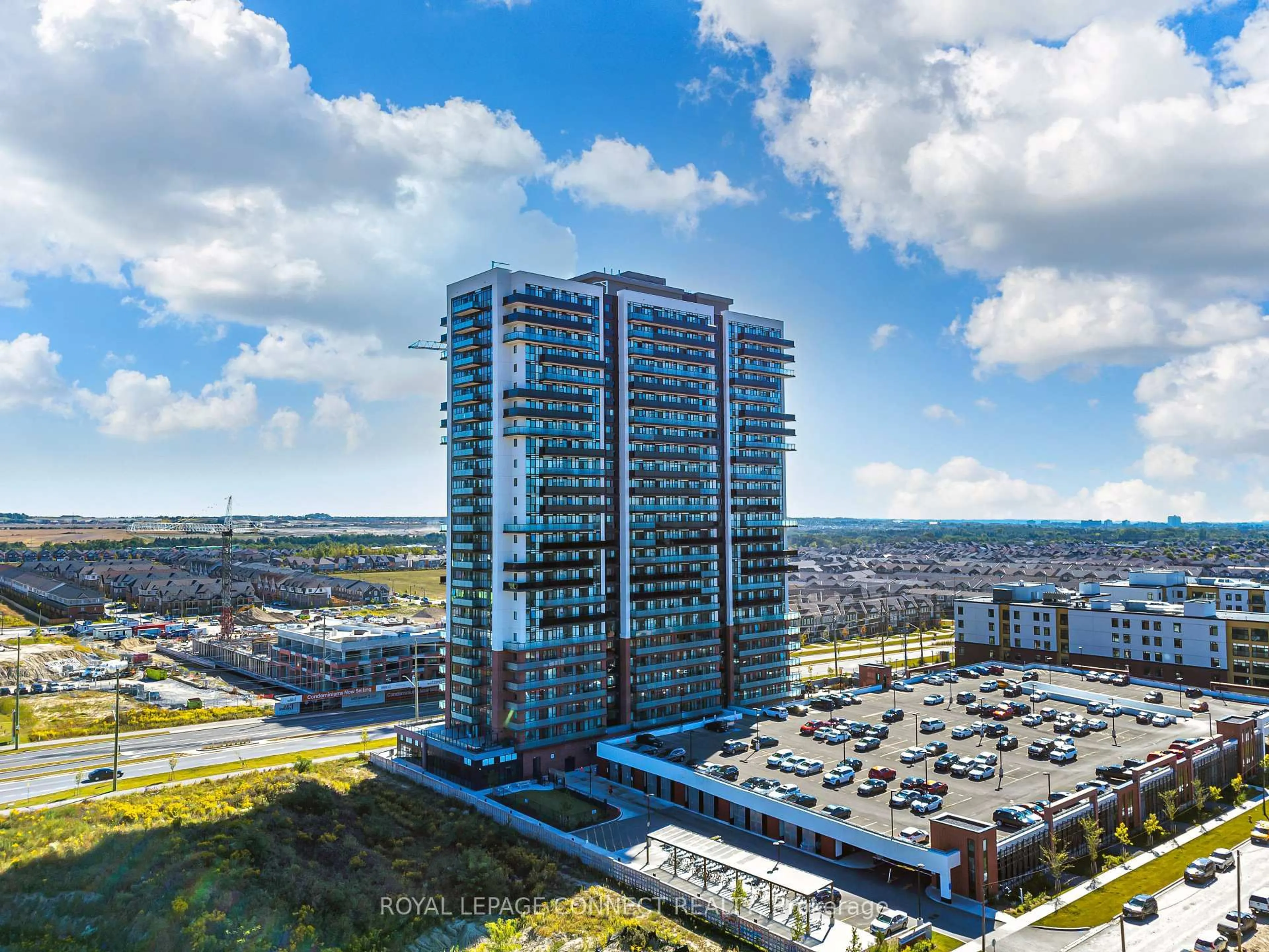 A pic from outside/outdoor area/front of a property/back of a property/a pic from drone, city buildings view from balcony for 2550 Simcoe St #718, Oshawa Ontario L1L 0R5