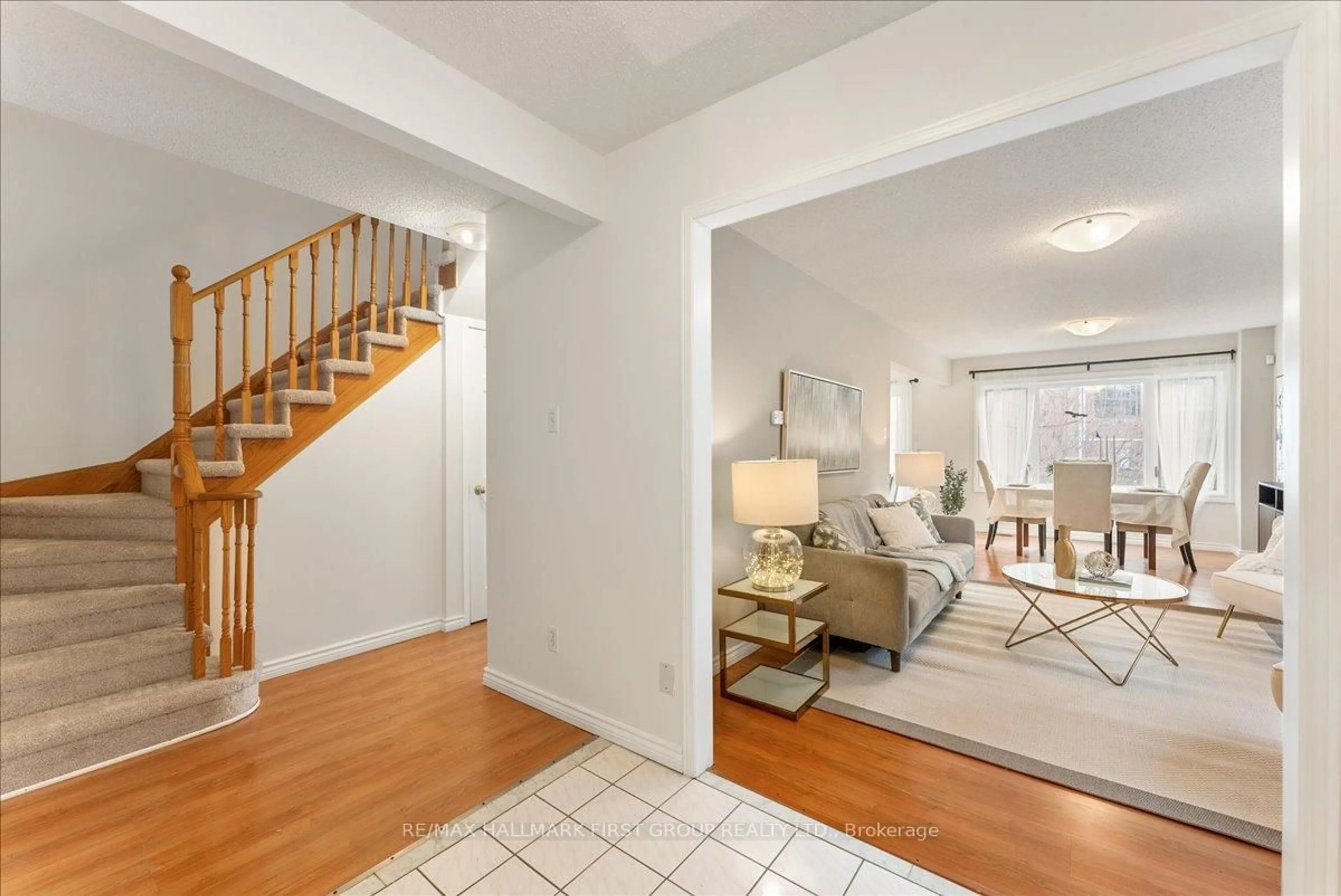 Indoor entryway for 1947 Pine Grove Ave, Pickering Ontario L1V 6R5