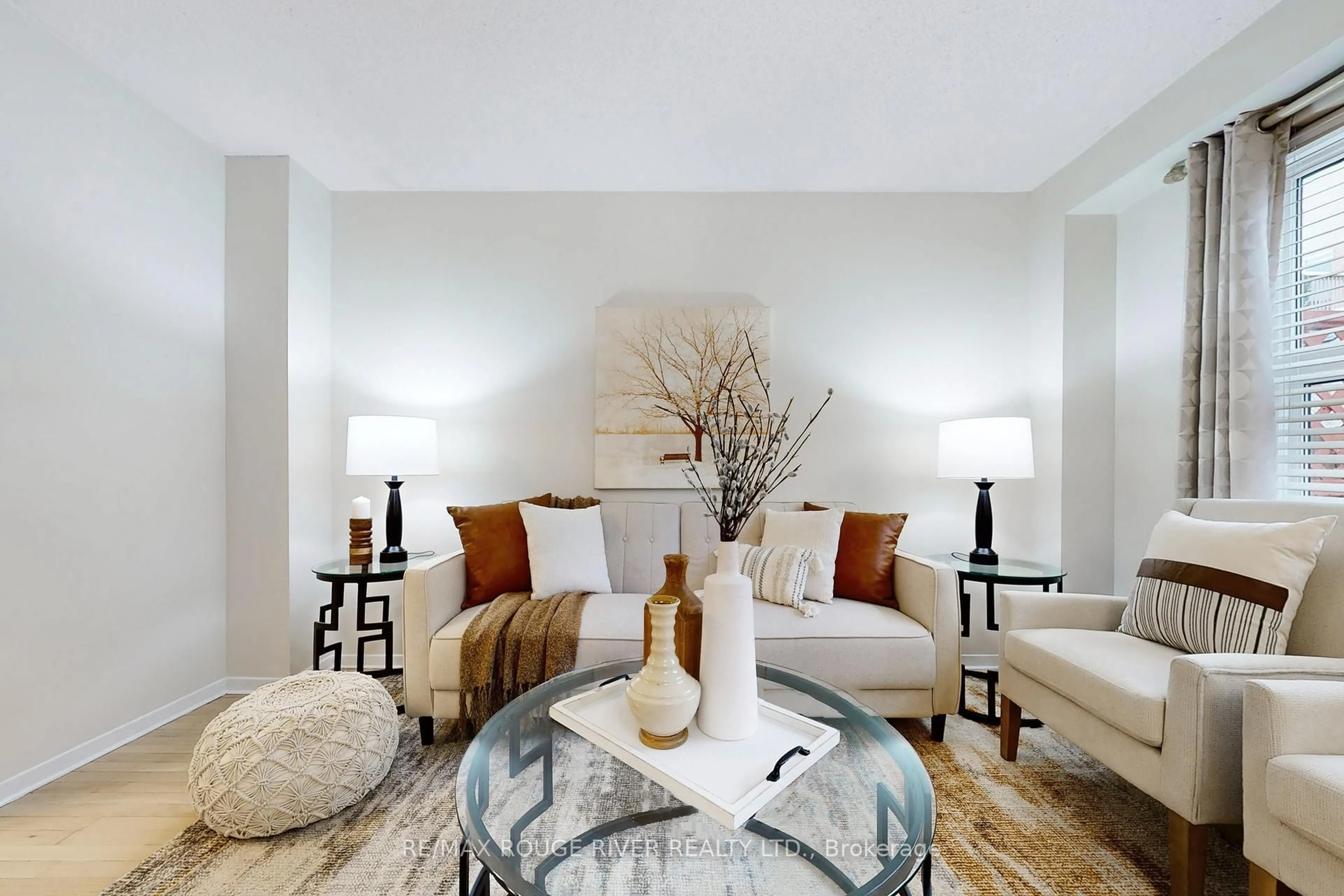 Living room with furniture, unknown for 2144 Duberry Dr, Pickering Ontario L1X 2A5