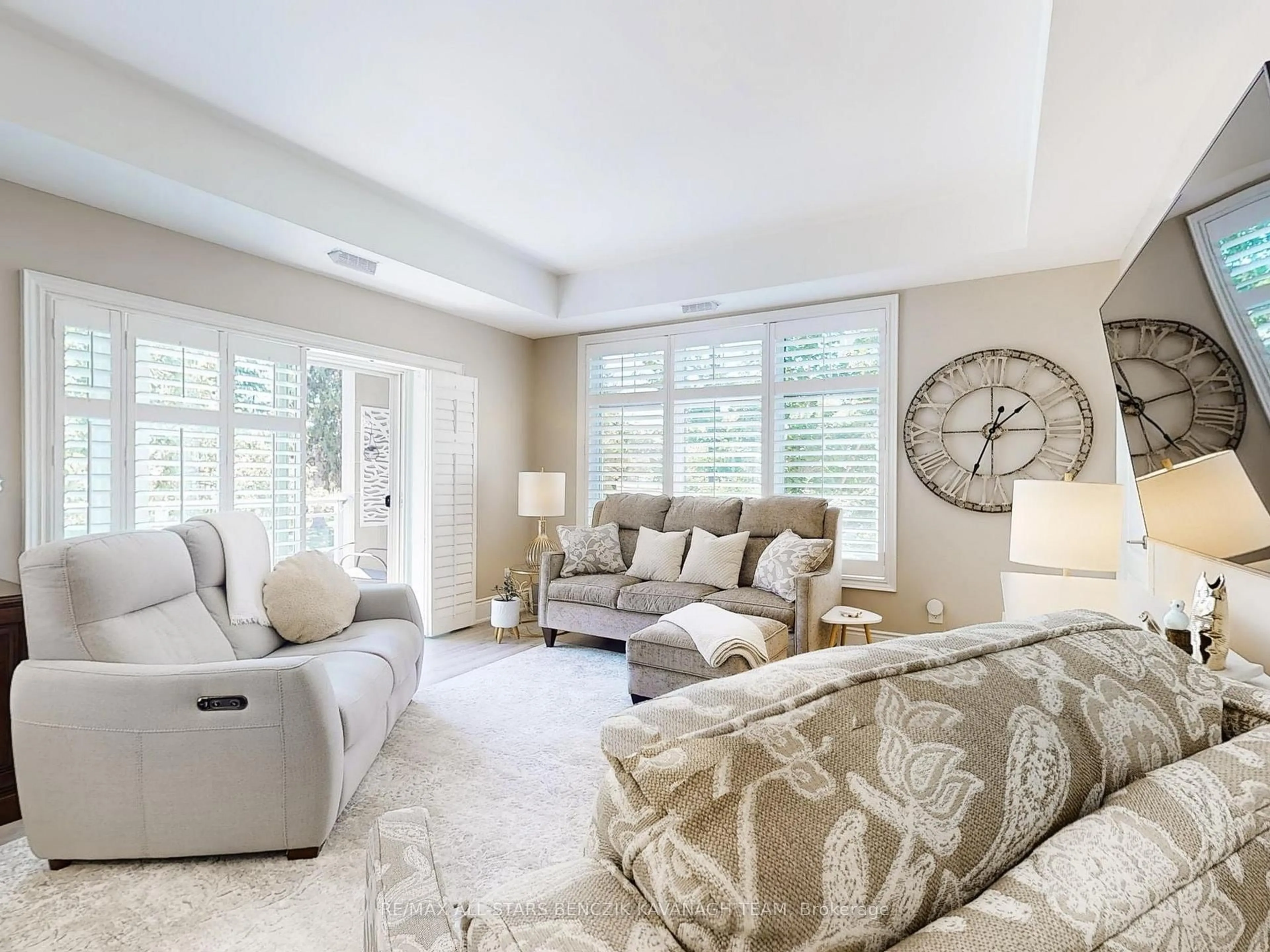 Living room with furniture, carpet floor for 680 Gordon St #206, Whitby Ontario L1N 0L2