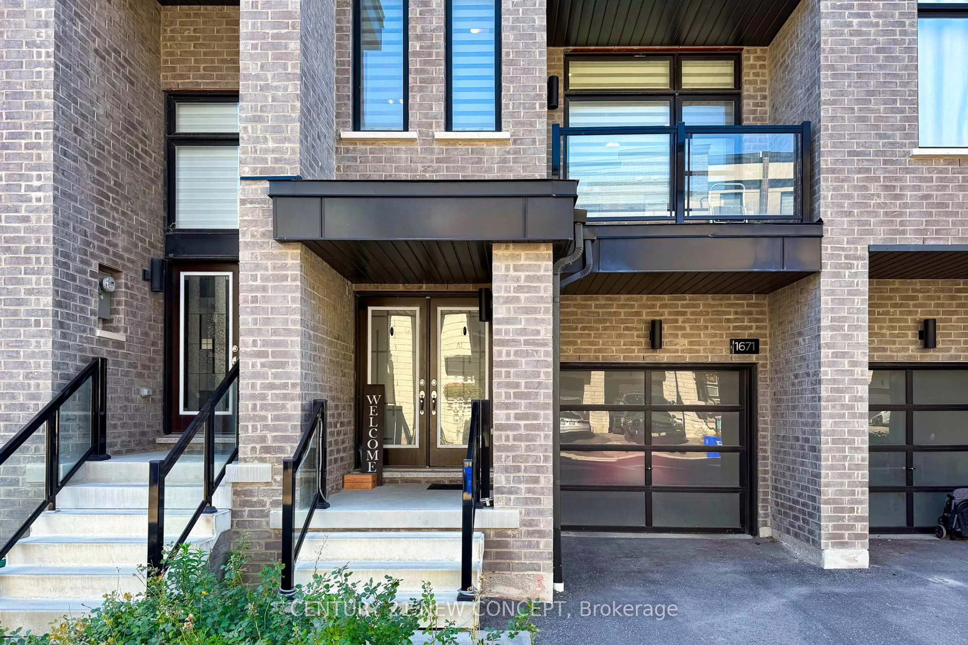 Home with brick exterior material, street for 1671 Hidden Valley Glen, Pickering Ontario L1X 0H7