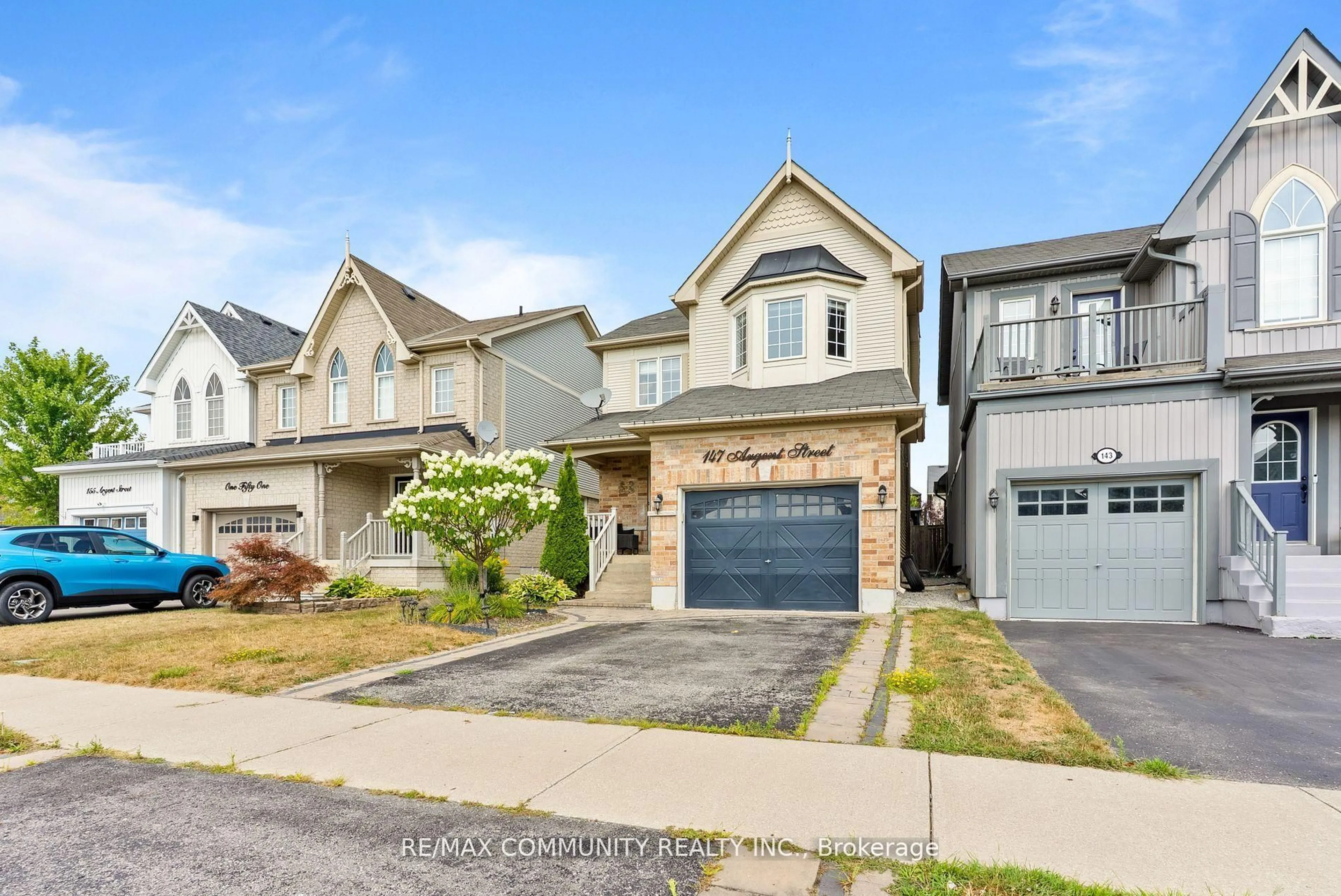 Home with vinyl exterior material, street for 147 Argent St, Clarington Ontario L1C 0B6