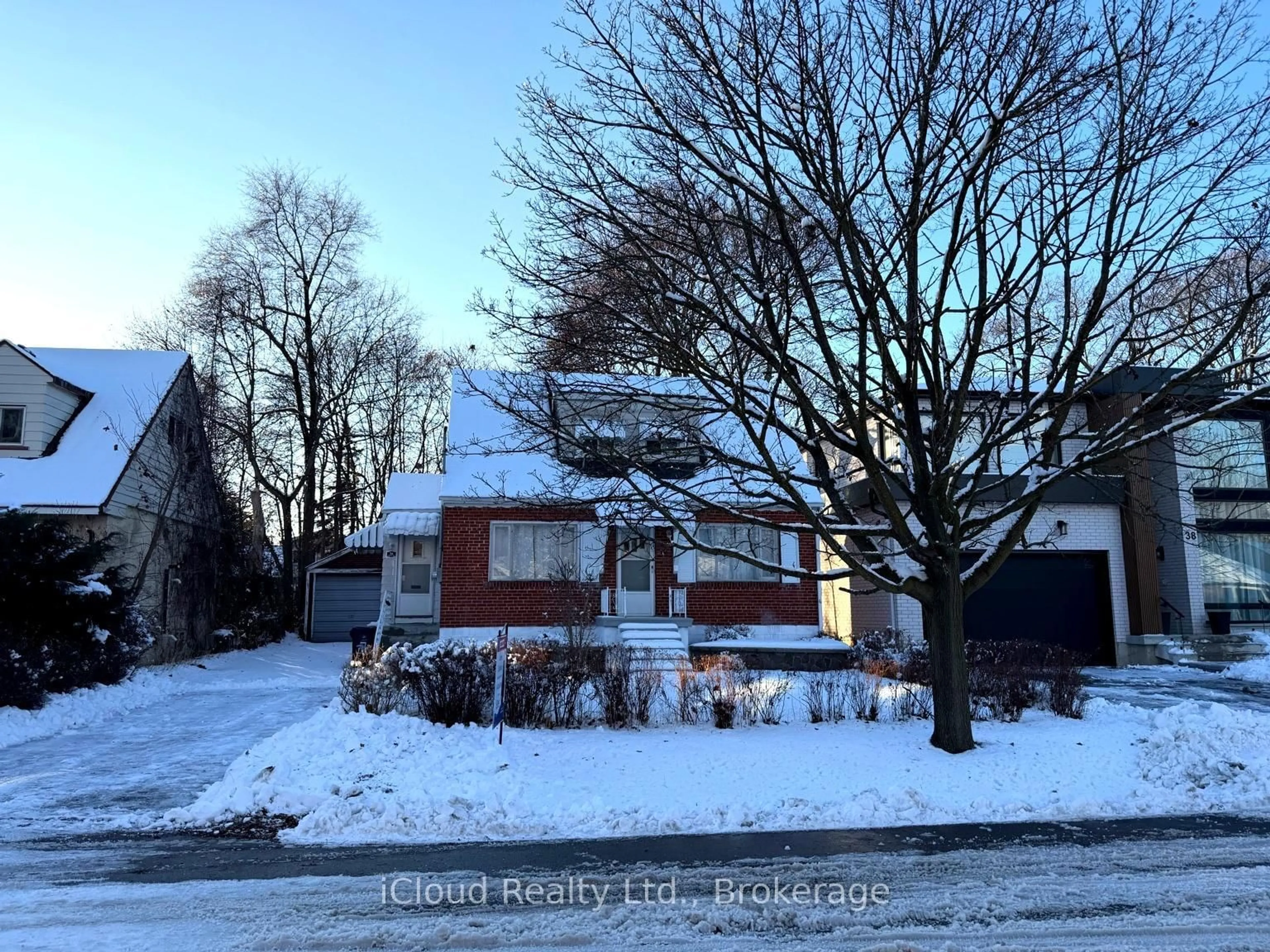 Unknown for 36 Fairwood Cres, Toronto Ontario M1E 3T3