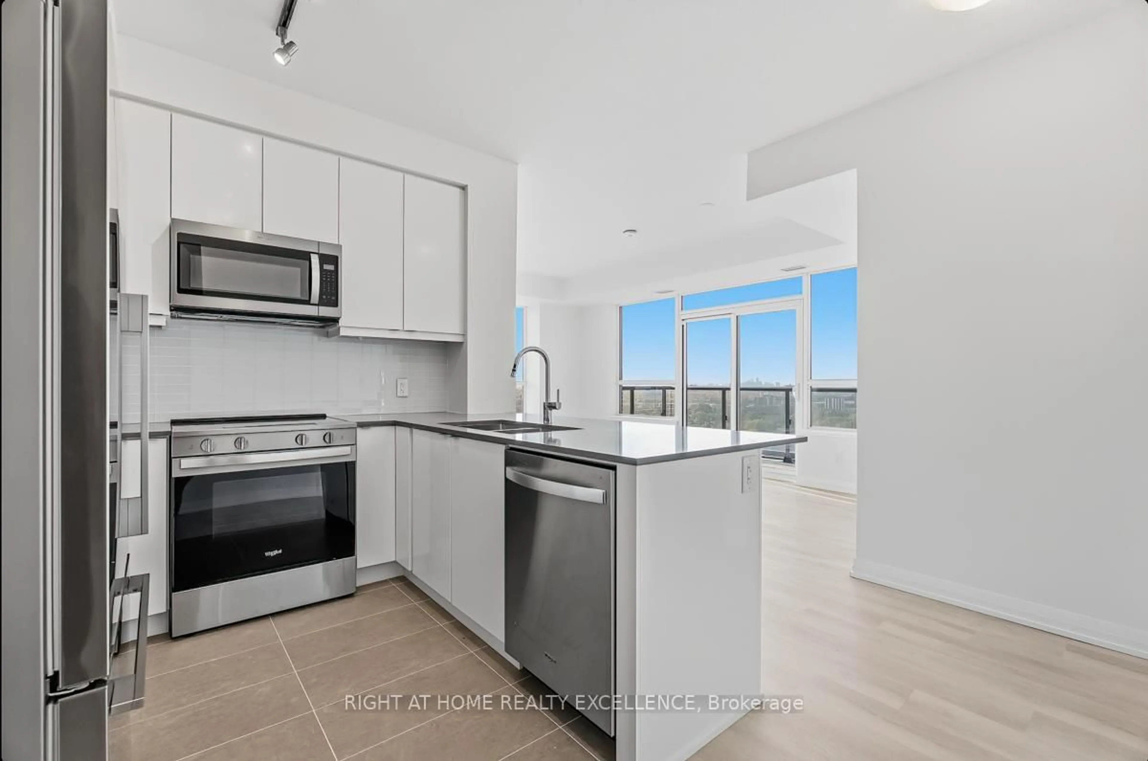 Open concept kitchen, unknown for 3270 SHEPPARD Ave #1824, Toronto Ontario M1T 3K3