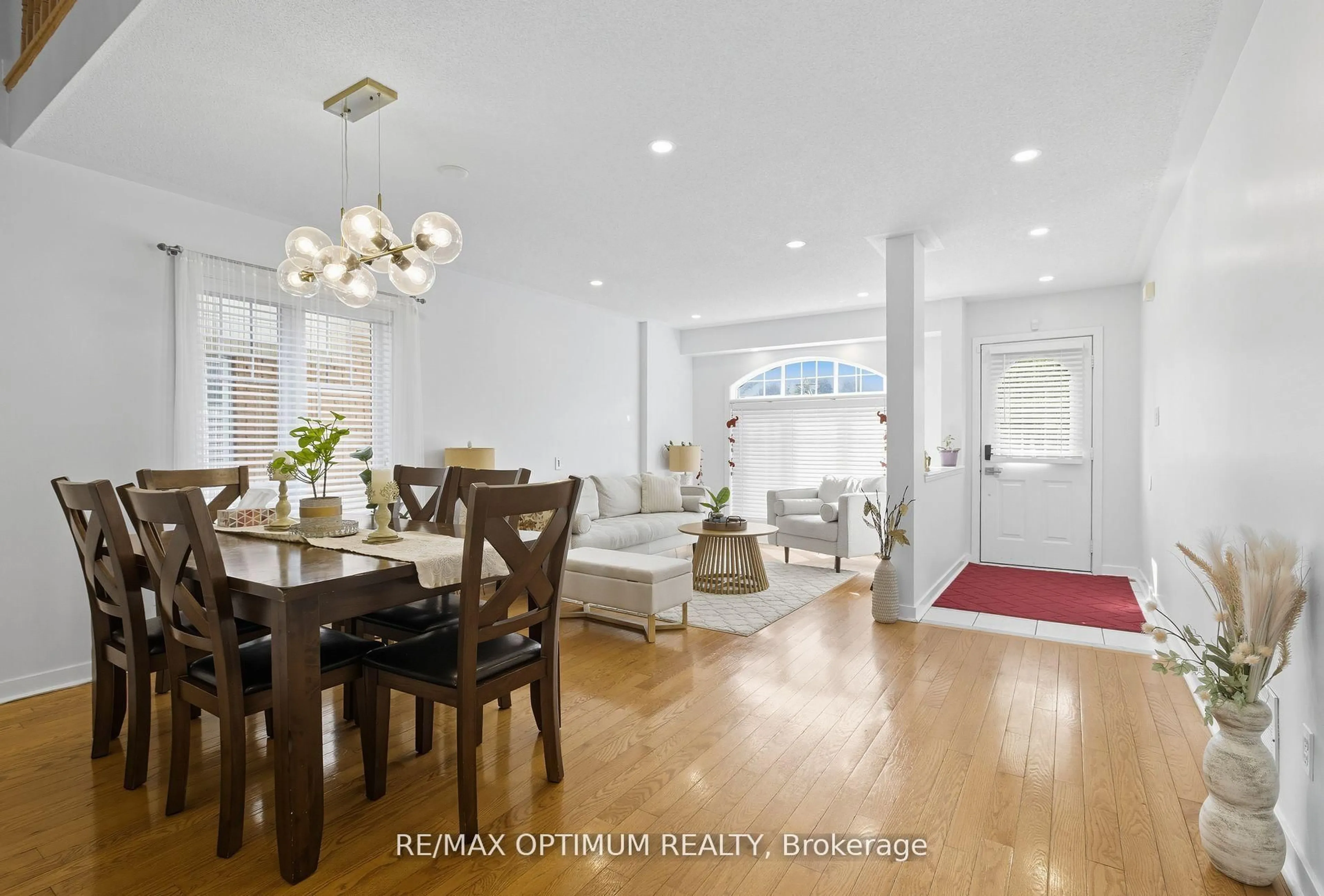 Dining room, unknown for 12 Robert Attersley Dr, Whitby Ontario L1R 3E3