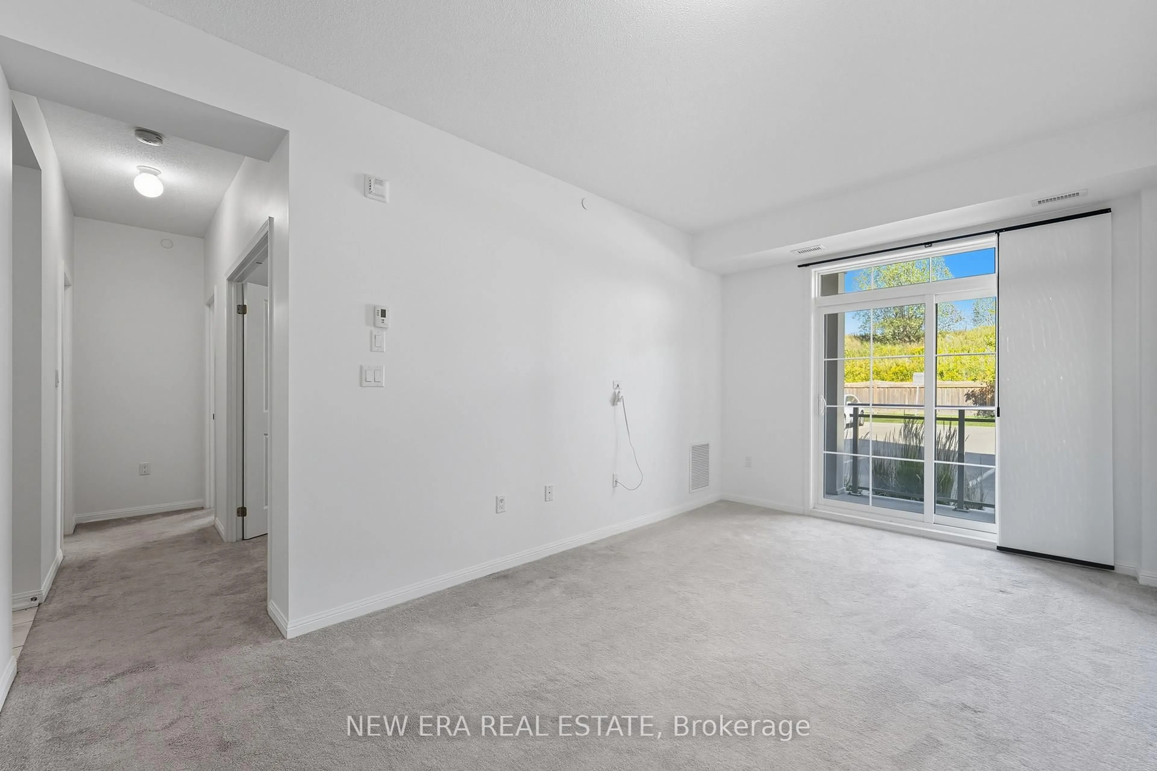 A pic of a room for 80 Aspen Springs Dr #120, Clarington Ontario L1C 0V4