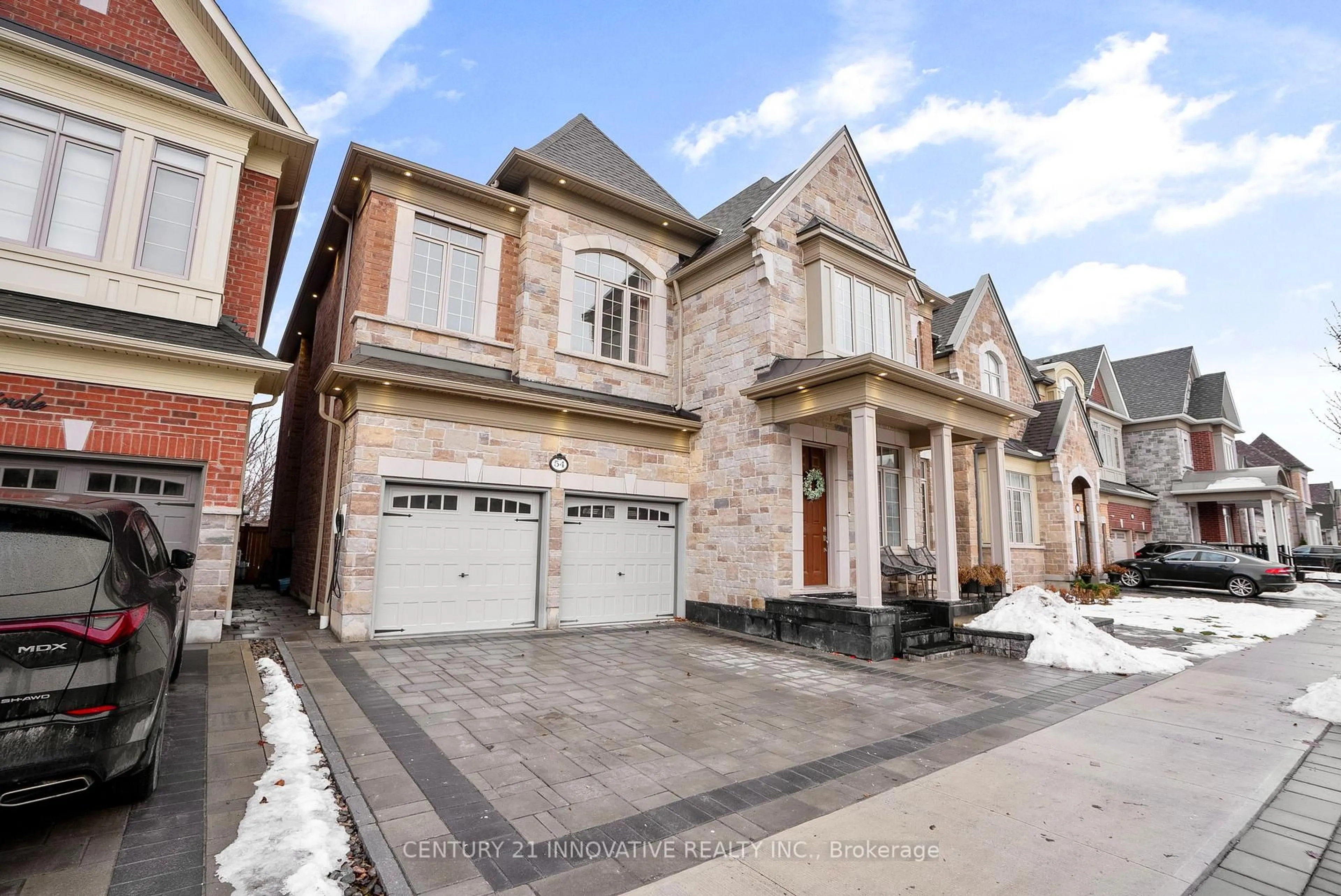 Home with brick exterior material, street for 54 Blenheim Circ, Whitby Ontario L1P 0E2