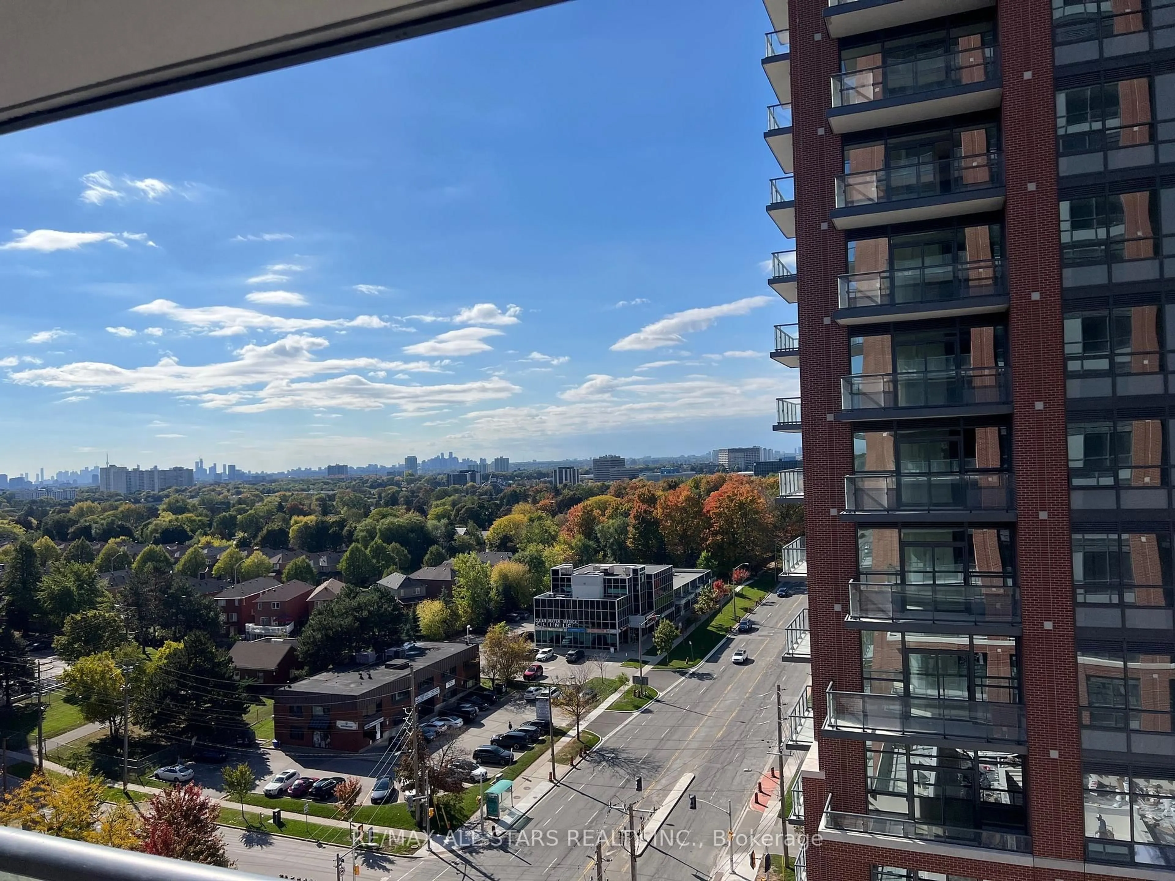 A pic from outside/outdoor area/front of a property/back of a property/a pic from drone, city buildings view from balcony for 3270 Sheppard Ave #1124, Toronto Ontario M1T 3K3