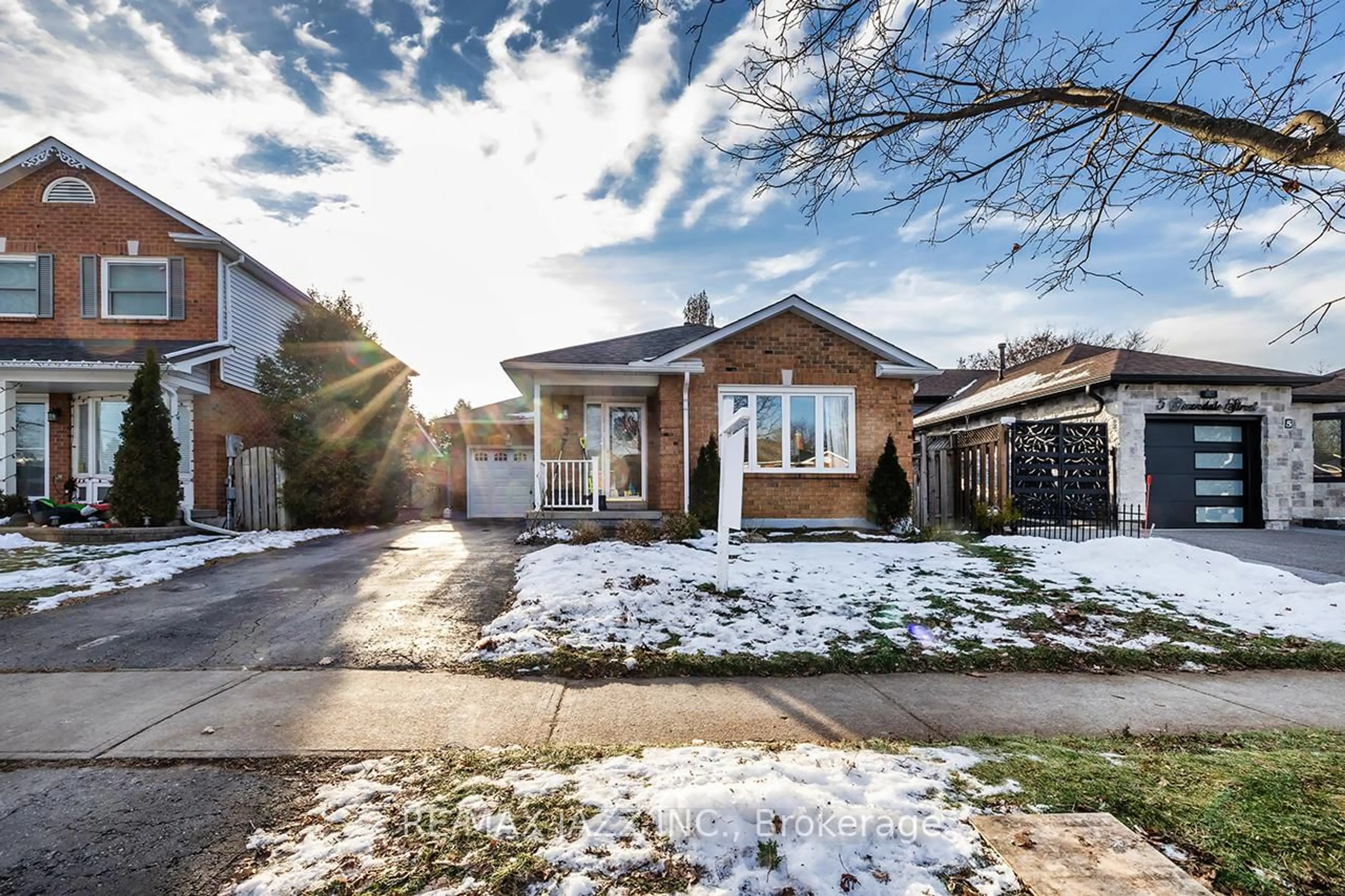 Home with brick exterior material, street for 3 Devondale St, Clarington Ontario L1E 1S2