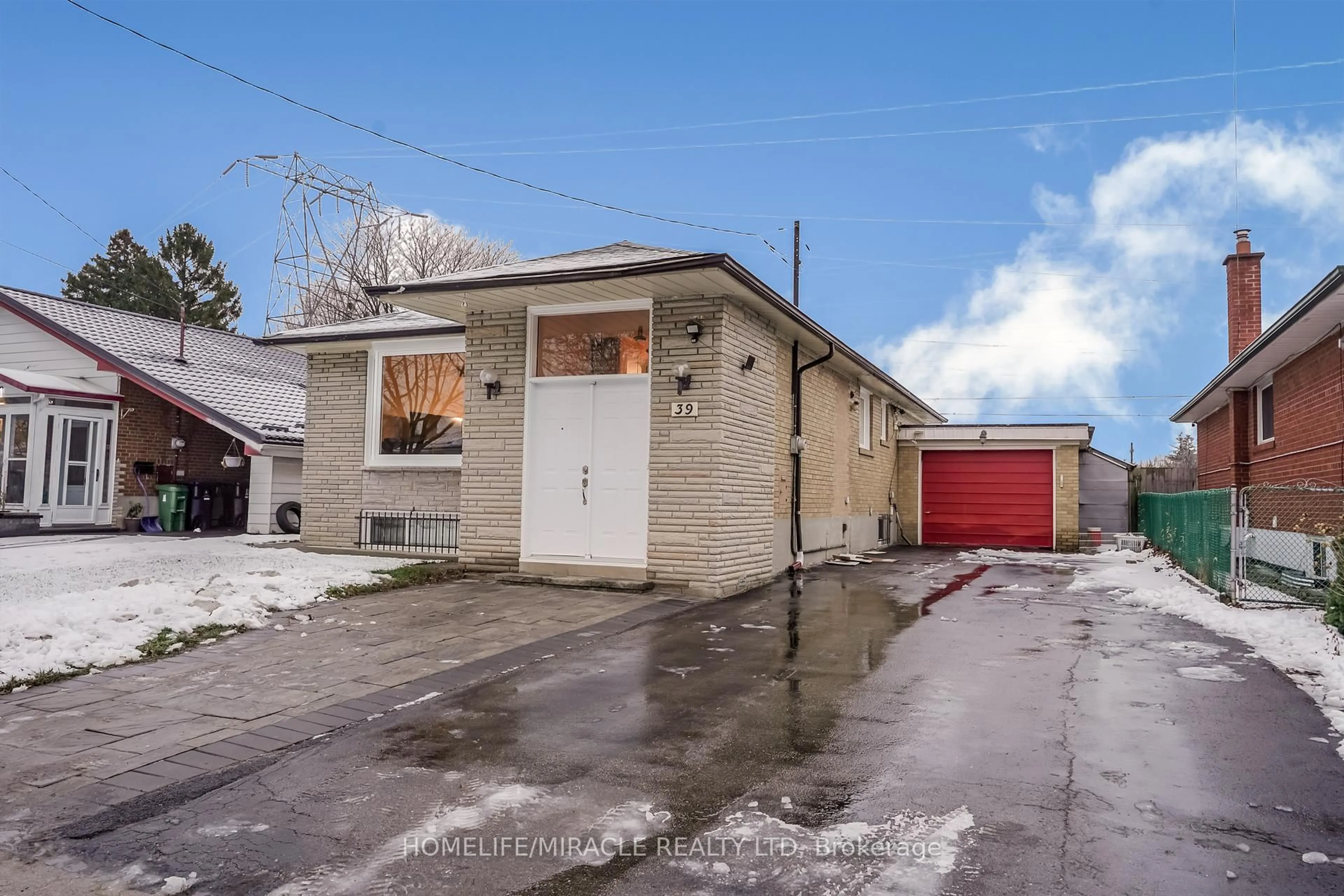 Unknown for 39 Chancellor Dr, Toronto Ontario M1G 2W4