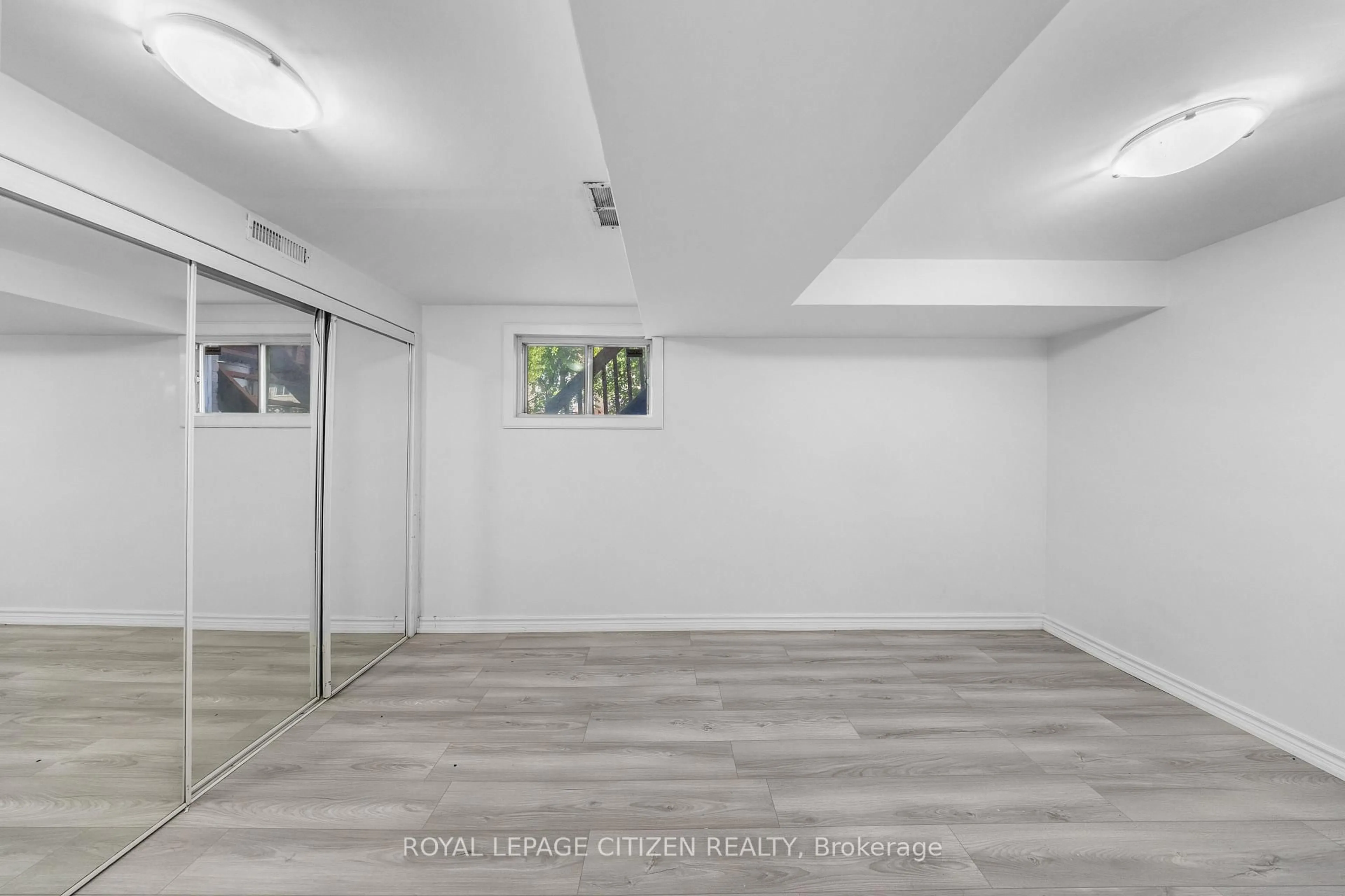 A pic of a room for 116 Ducatel Cres, Ajax Ontario L1T 3B1