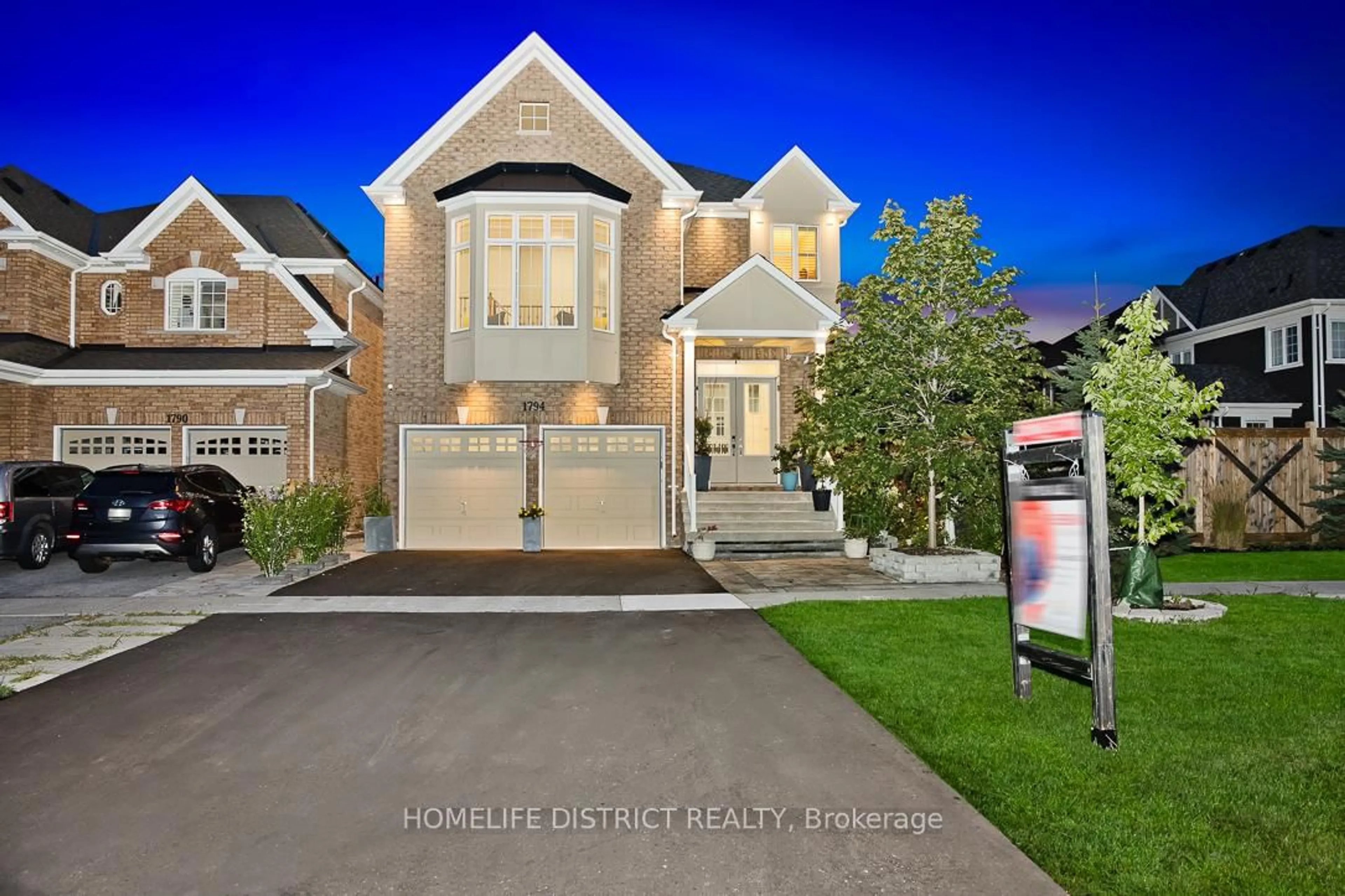 Home with brick exterior material, street for 1794 Grandview St, Oshawa Ontario L1K 0X4