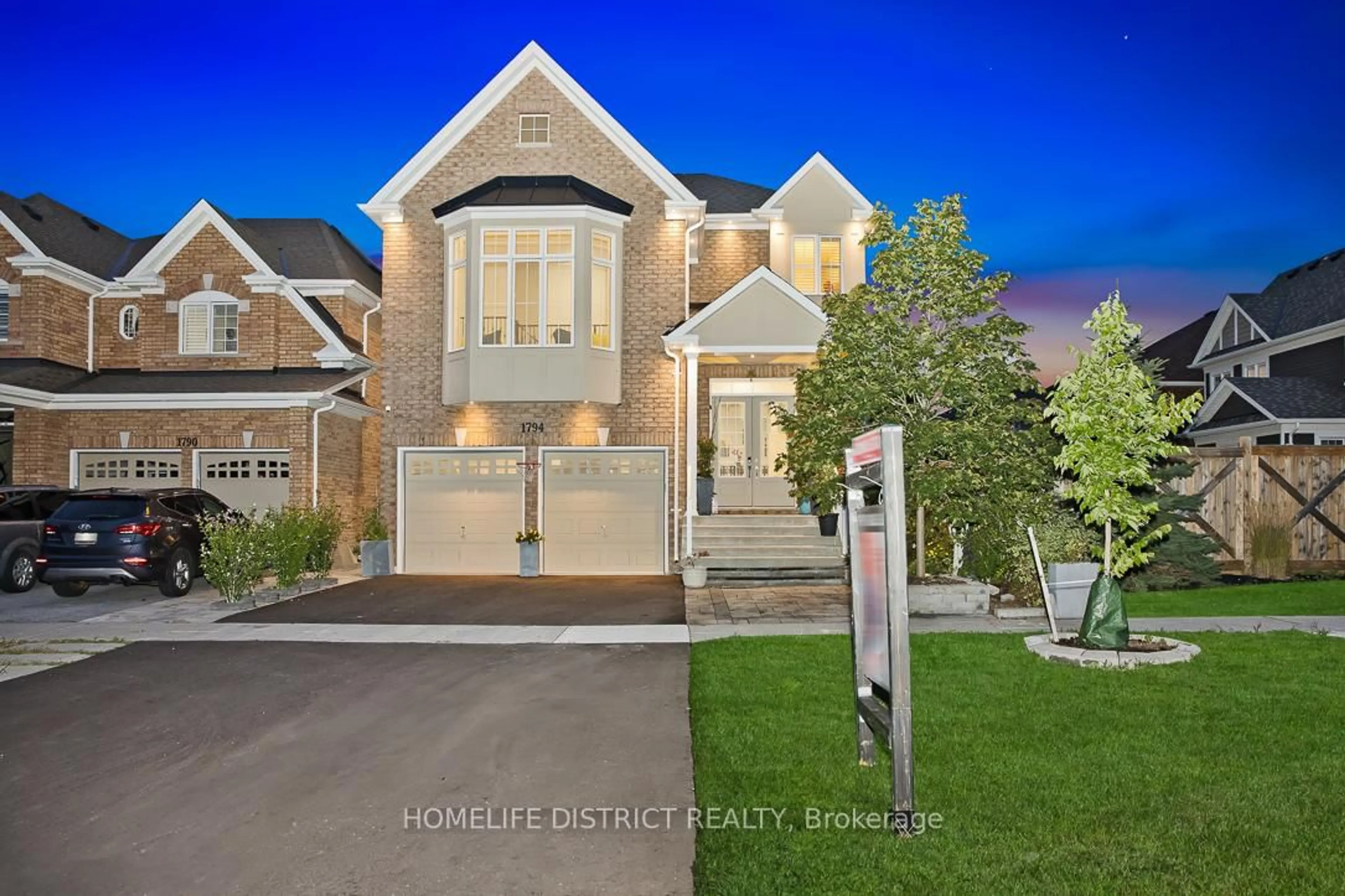 Home with brick exterior material, street for 1794 Grandview St, Oshawa Ontario L1K 0X4