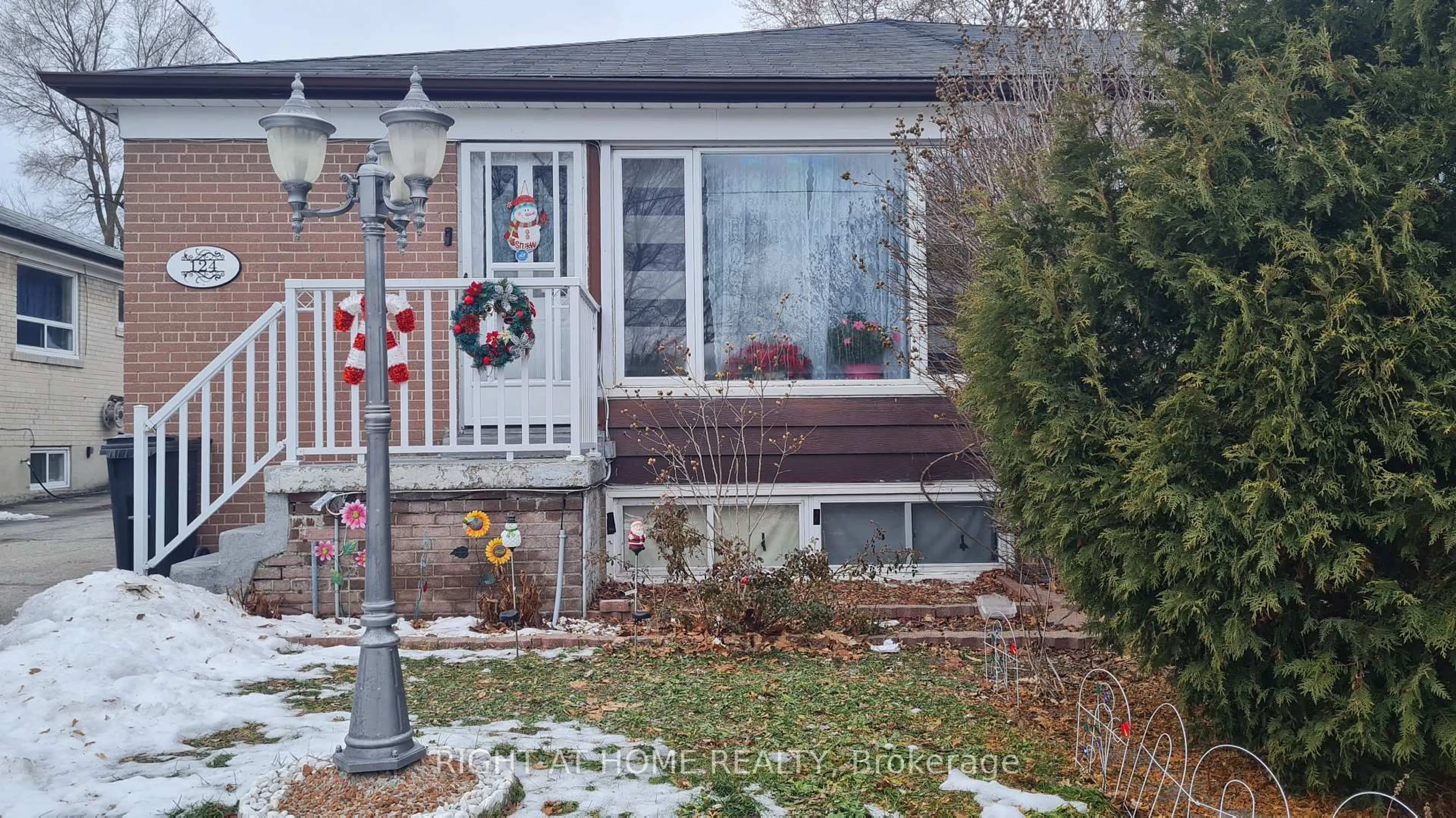 Home with vinyl exterior material, street for 124 Overture Rd, Toronto Ontario M1E 2W4