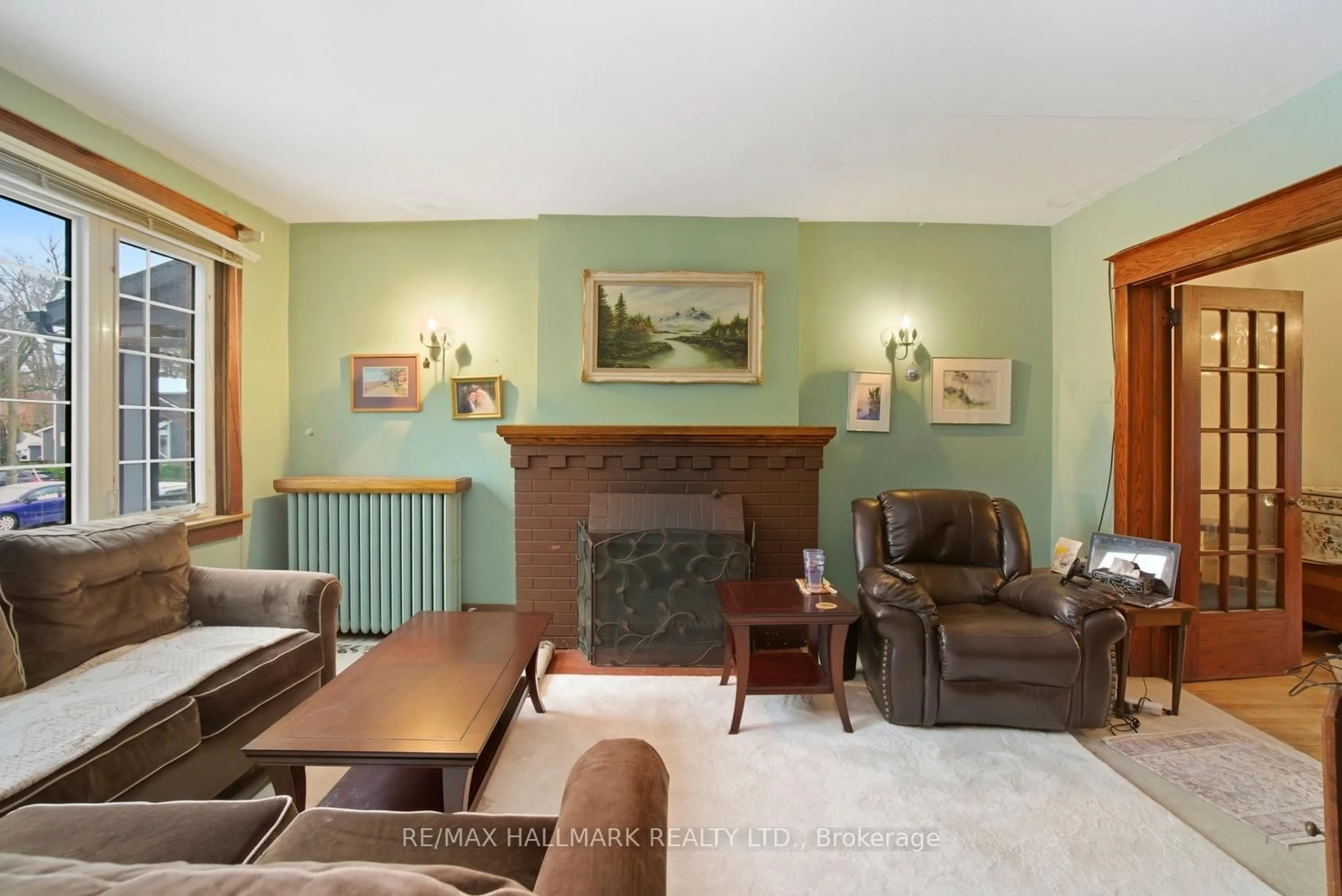 Living room with furniture, unknown for 130 Elmer Ave, Toronto Ontario M4L 3R8