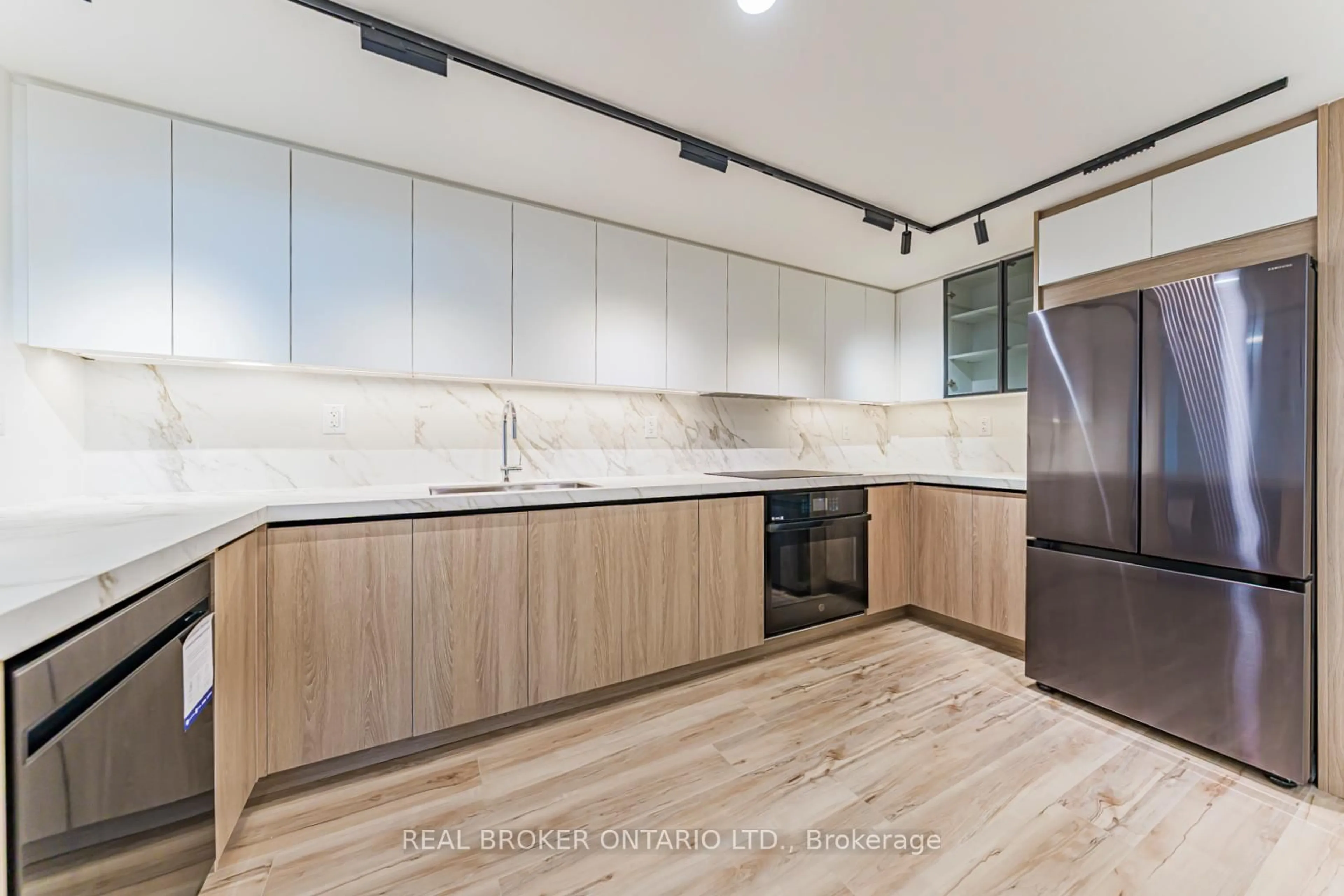 Unknown for 3131 Bridletowne Circ #1503, Toronto Ontario M1W 2S9