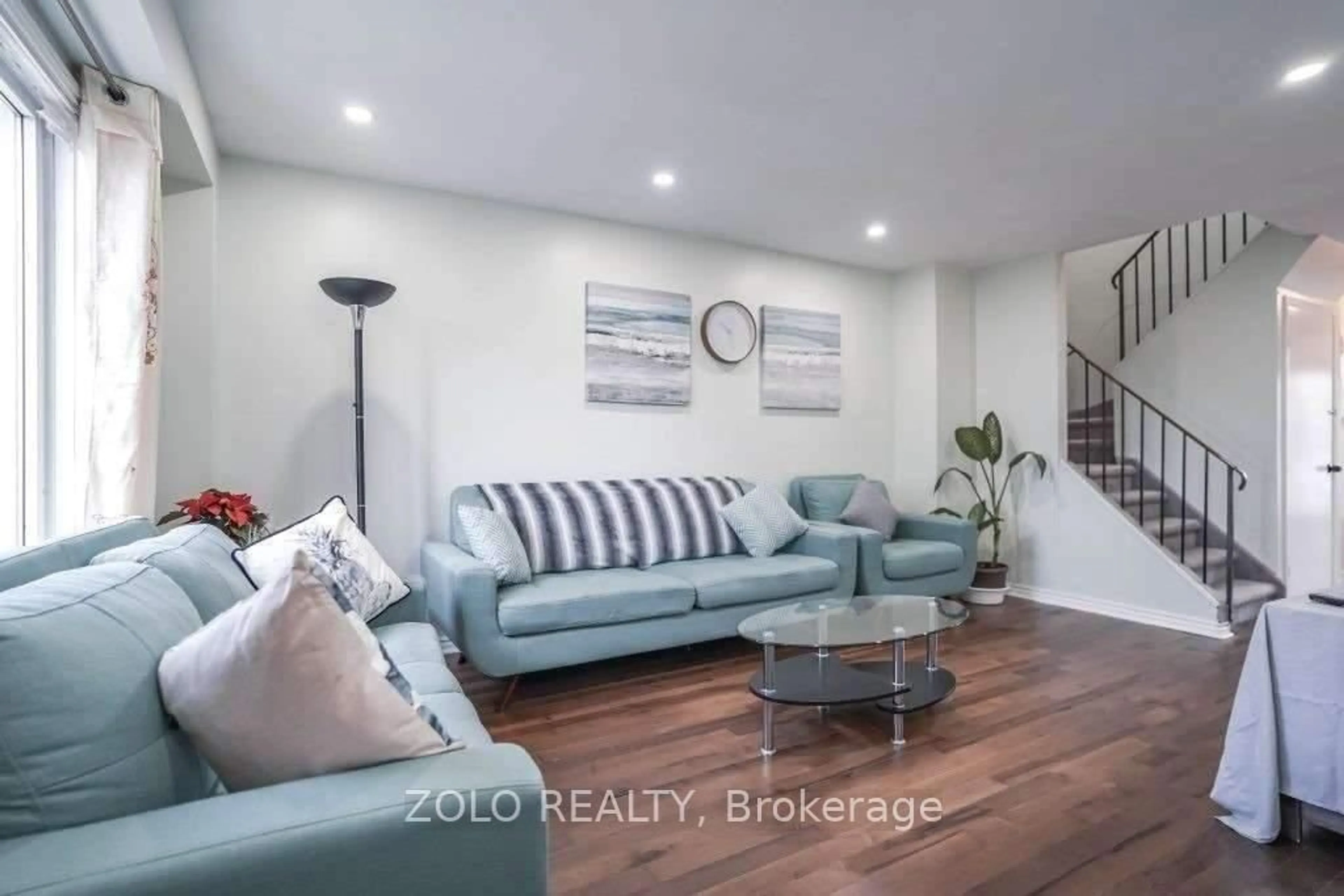 Living room with furniture, unknown for 98 Kirby Cres, Whitby Ontario L1N 6Z7