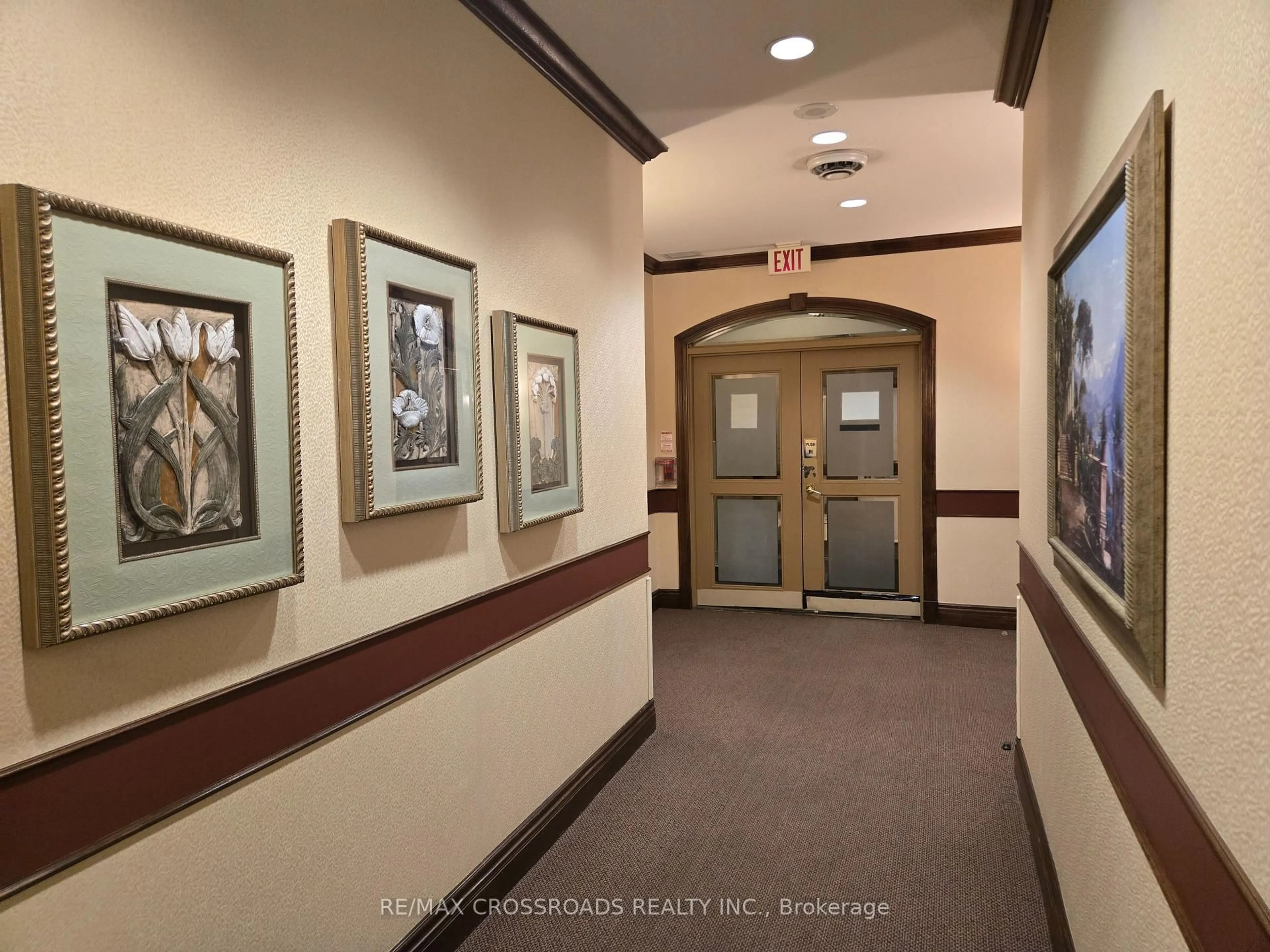 Indoor foyer for 1883 Mcnicoll Ave #609, Toronto Ontario M1V 3S8