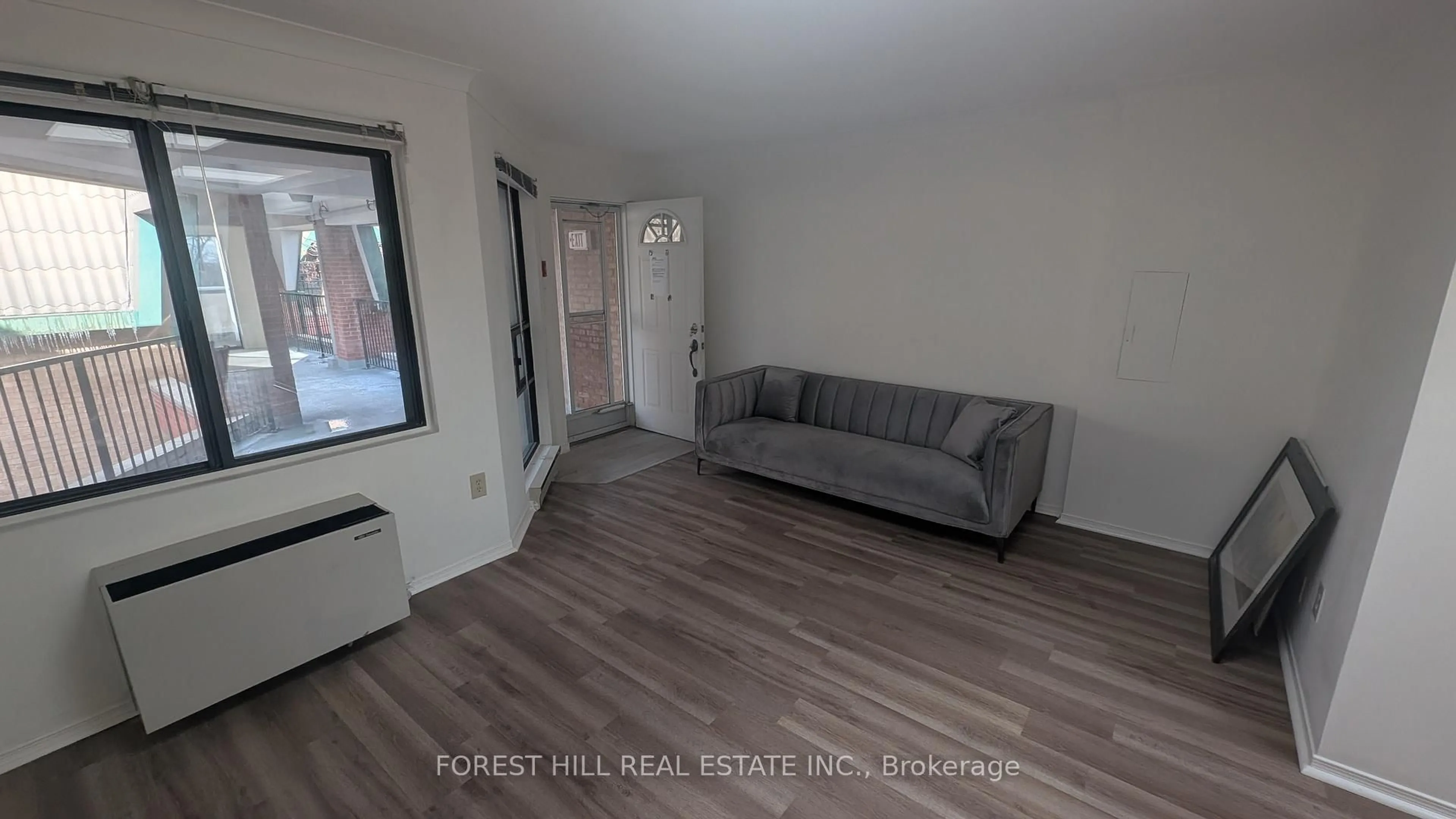 A pic of a room for 2112 Queen St #23, Toronto Ontario M4E 1E2