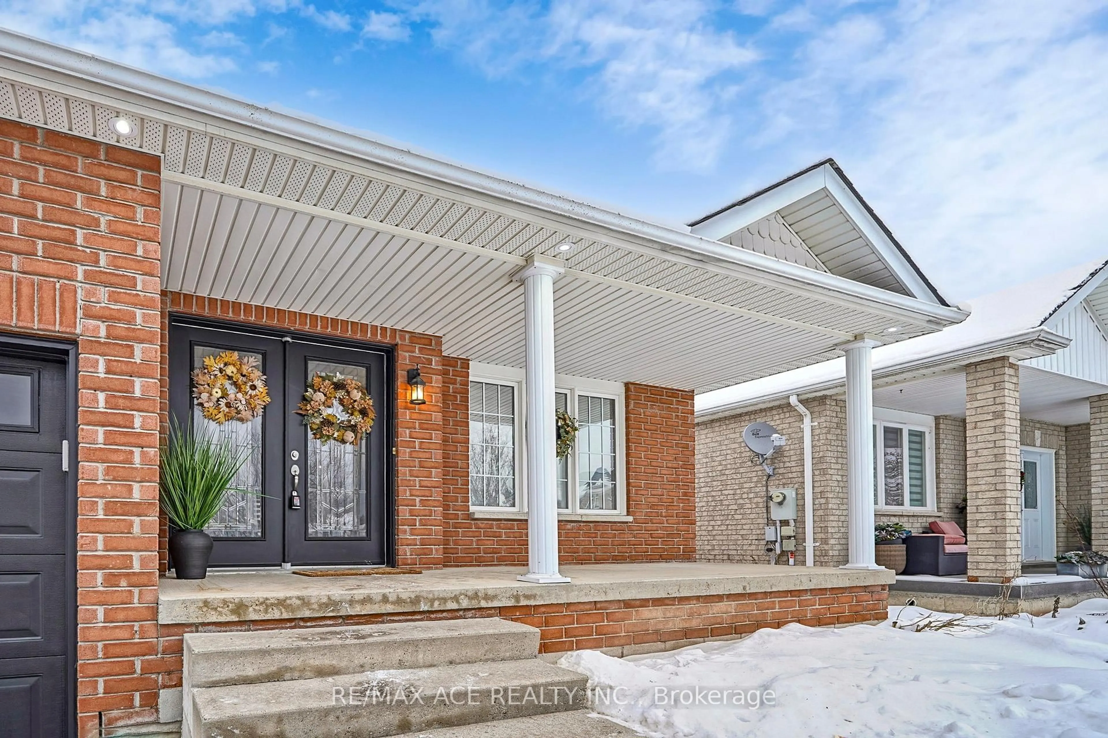 Home with brick exterior material, unknown for 66 William Jose Crt, Clarington Ontario L1B 1N7