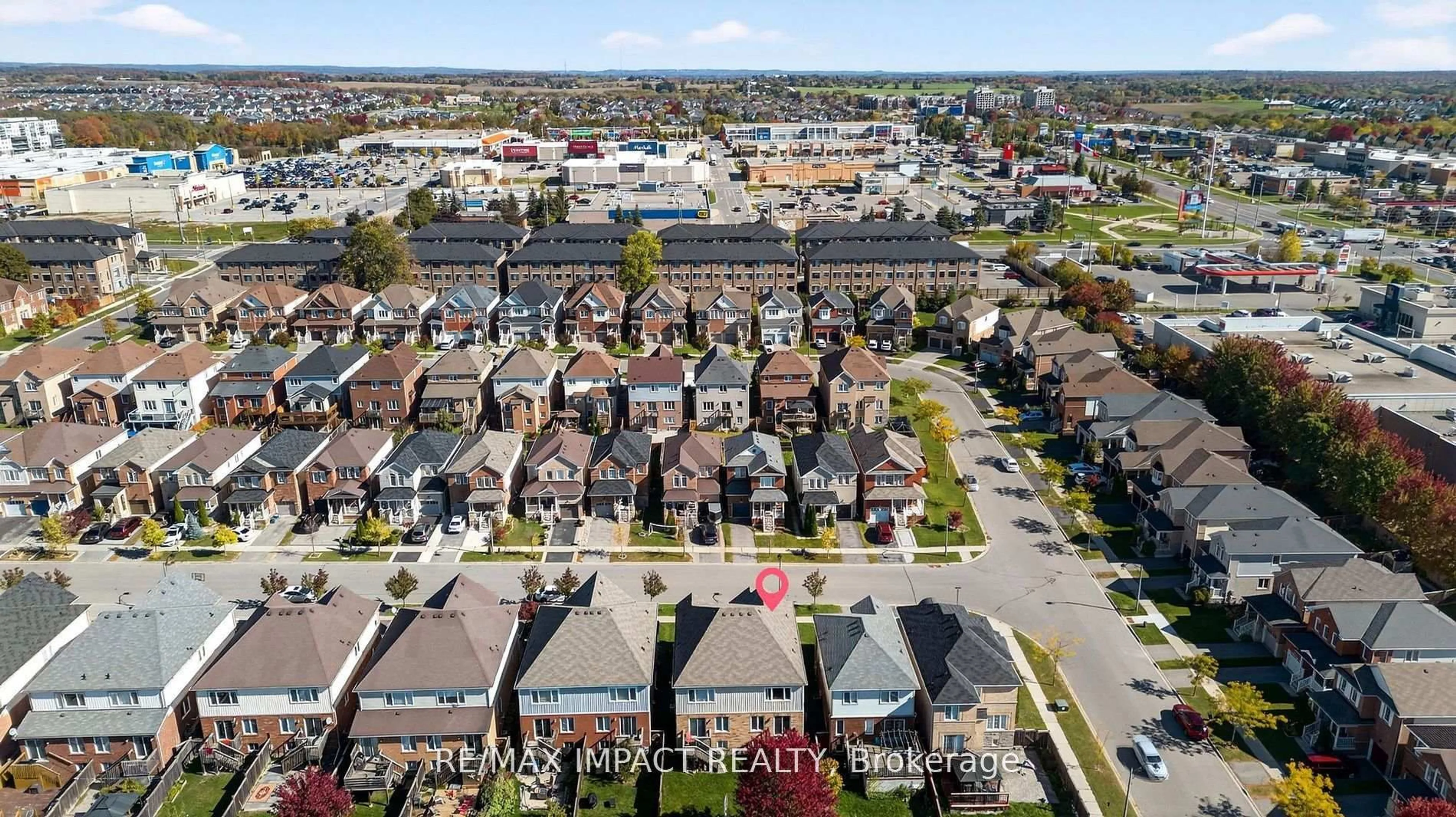 A pic from outside/outdoor area/front of a property/back of a property/a pic from drone, street for 1384 Rennie St, Oshawa Ontario L1K 0H1