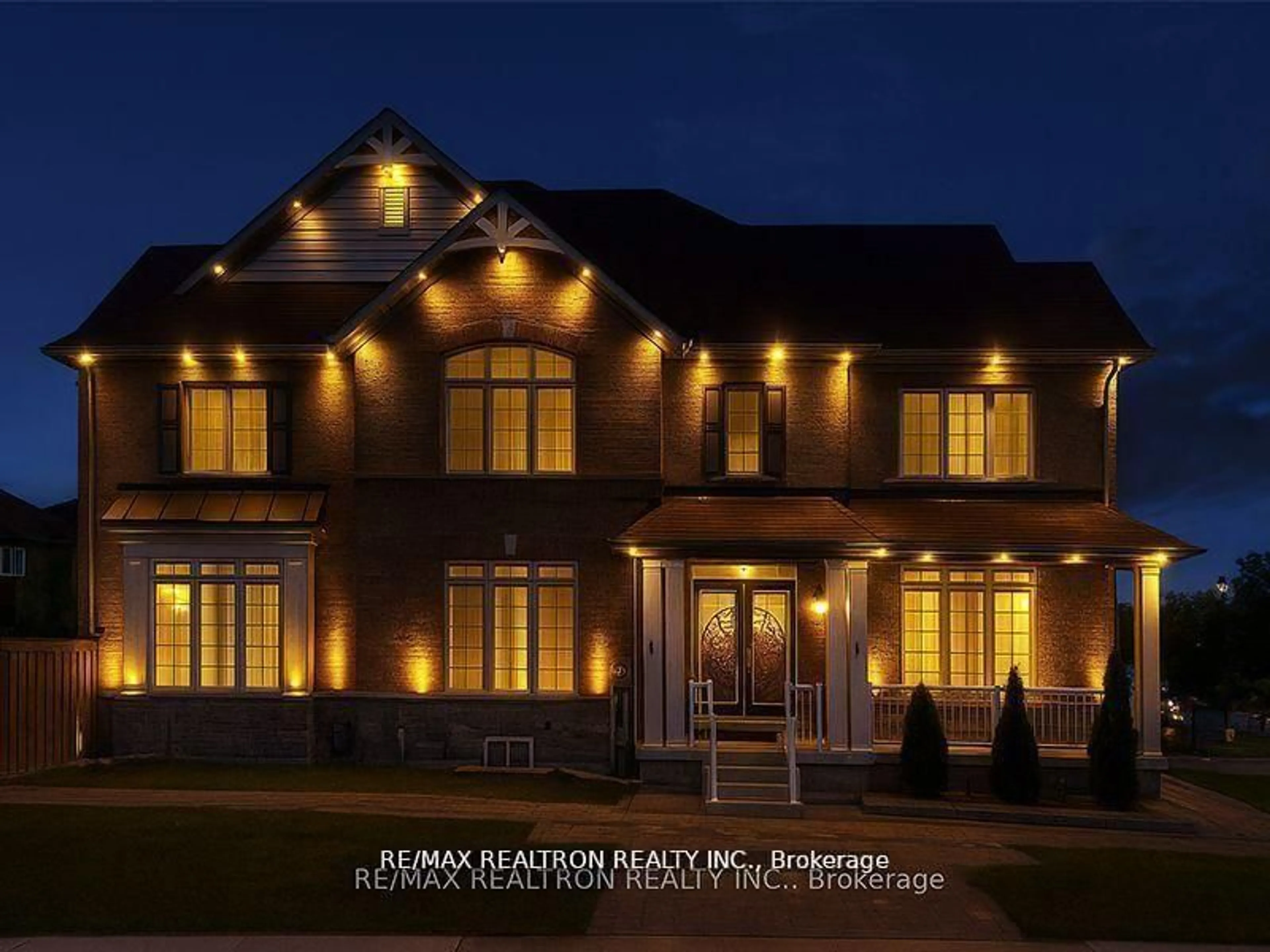 Home with brick exterior material, building for 460 Gulfstream Ave, Oshawa Ontario L1L 0J1